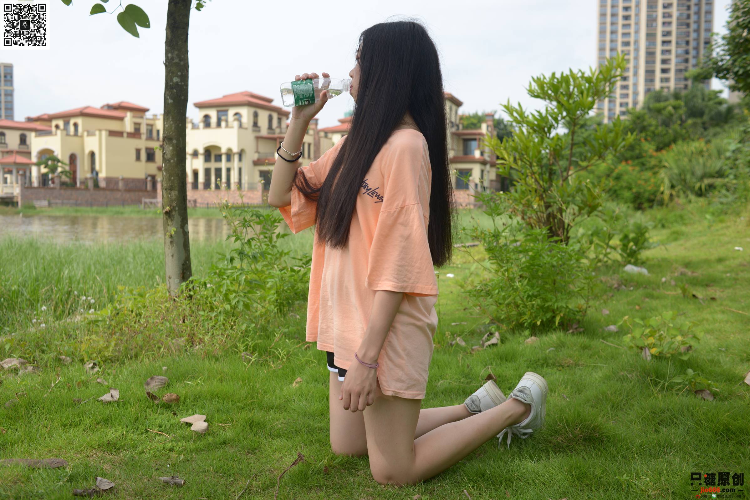 图片[27]-只糖棉袜 NO.433 小语 – 与夏天的拥抱 [77P] – 速更版-美库