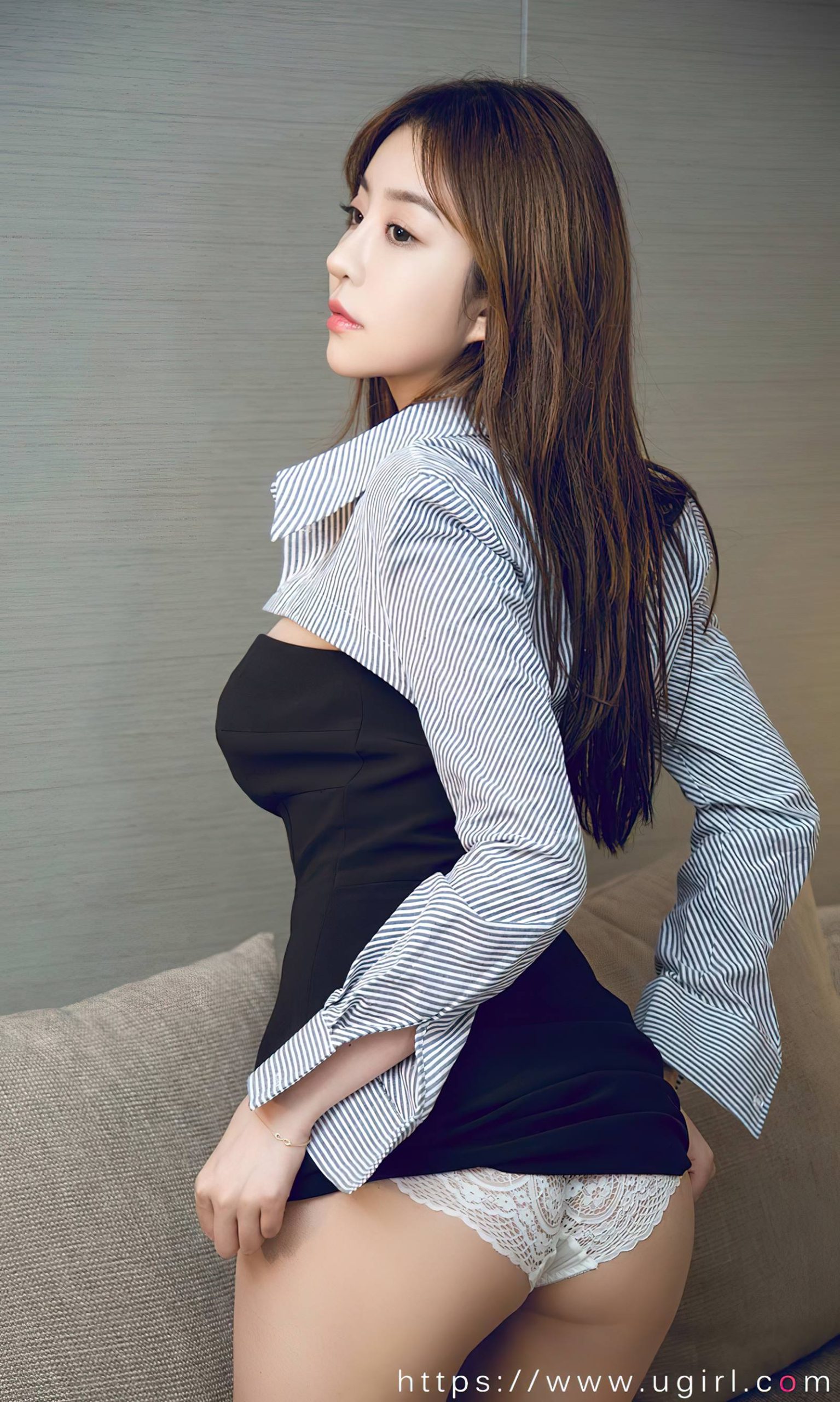 图片[16]-[爱尤物]2023 NO.2723 致命的你 yunie[35P] – 速更版-美库