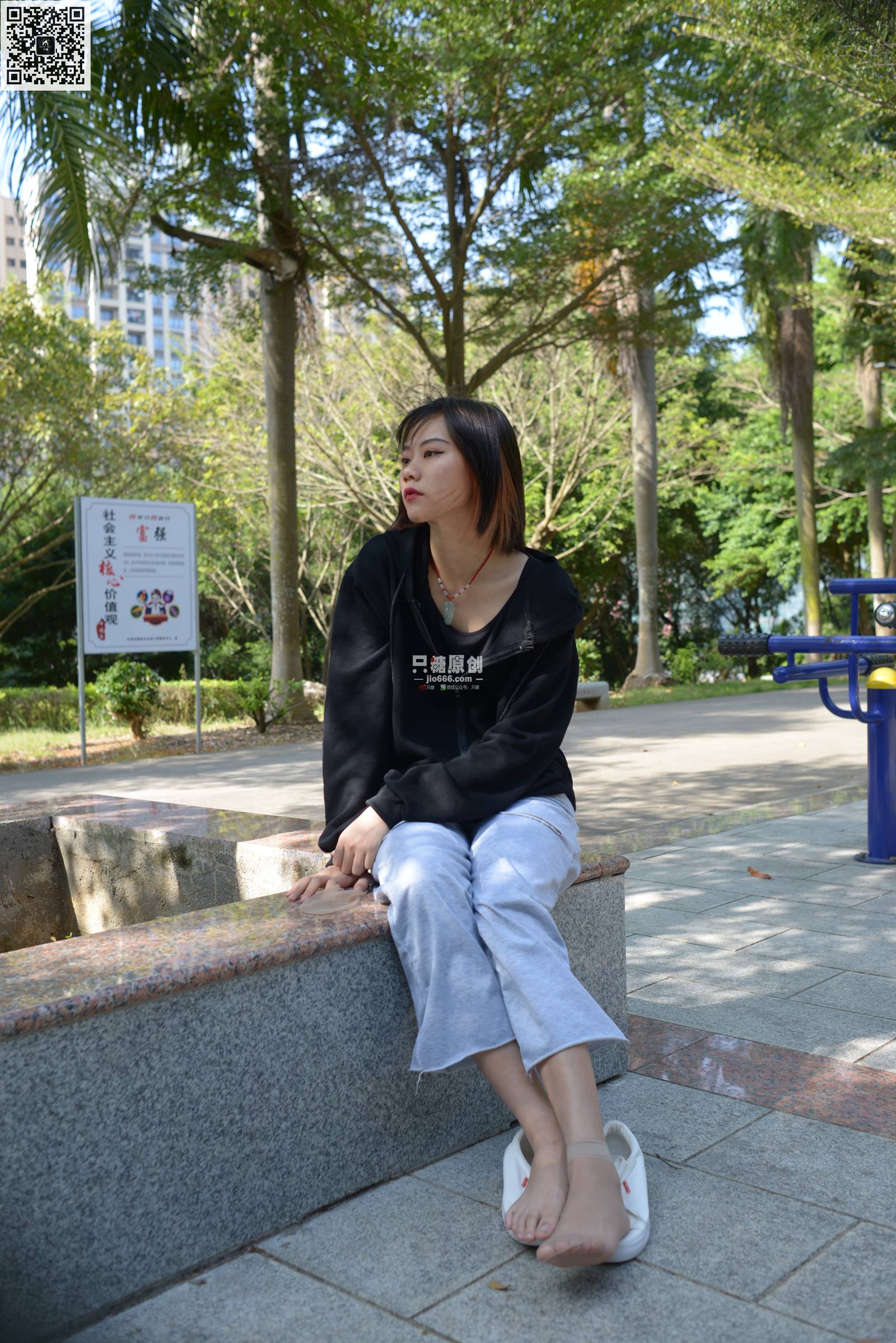 图片[111]-只糖棉袜 NO.533 彤彤 – 一思一念 [146P] – 速更版-美库