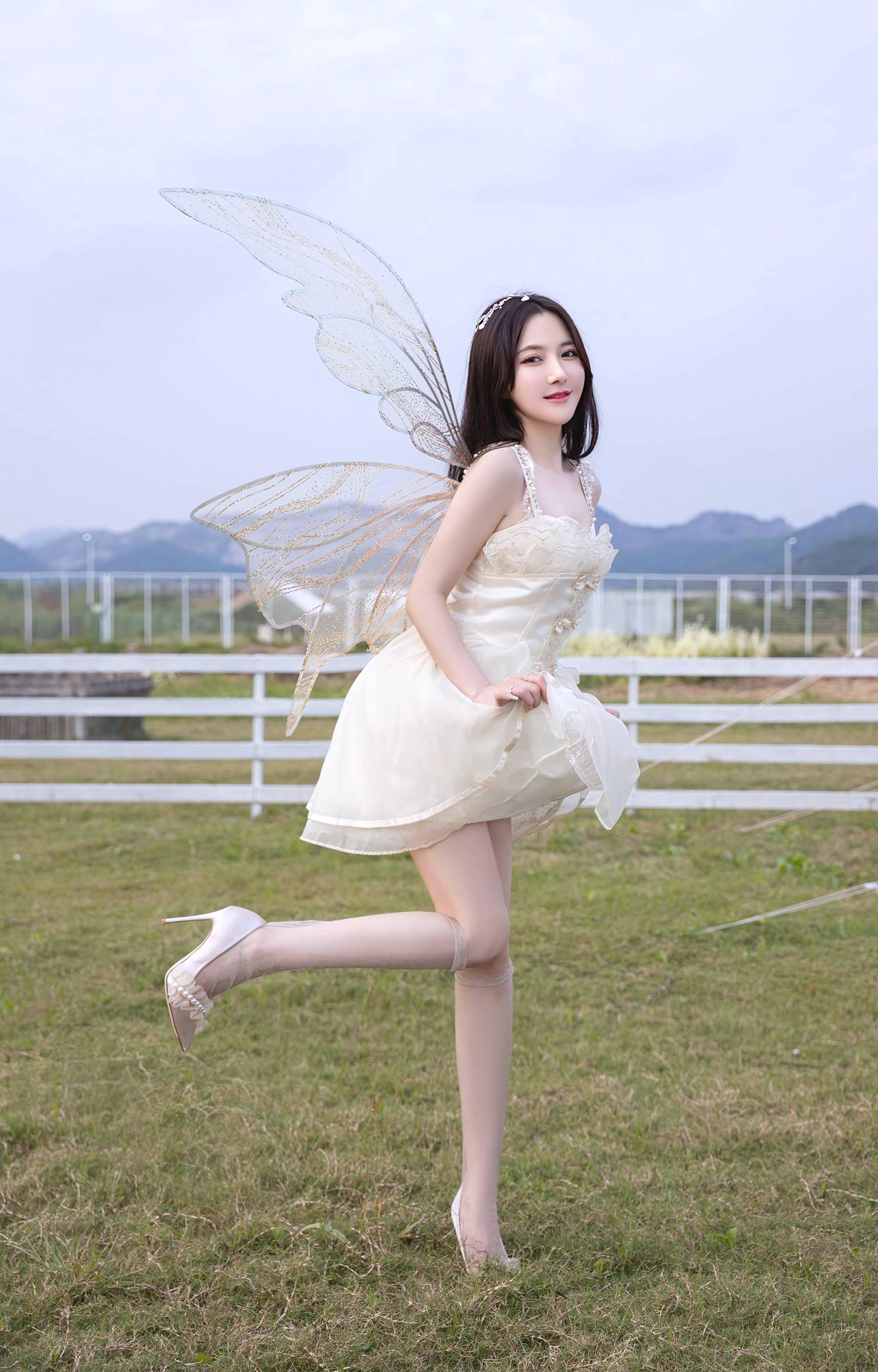 图片[23]-秀人名模鱼子酱Fish《遗失的羽翼》[65P] – 速更版-美库