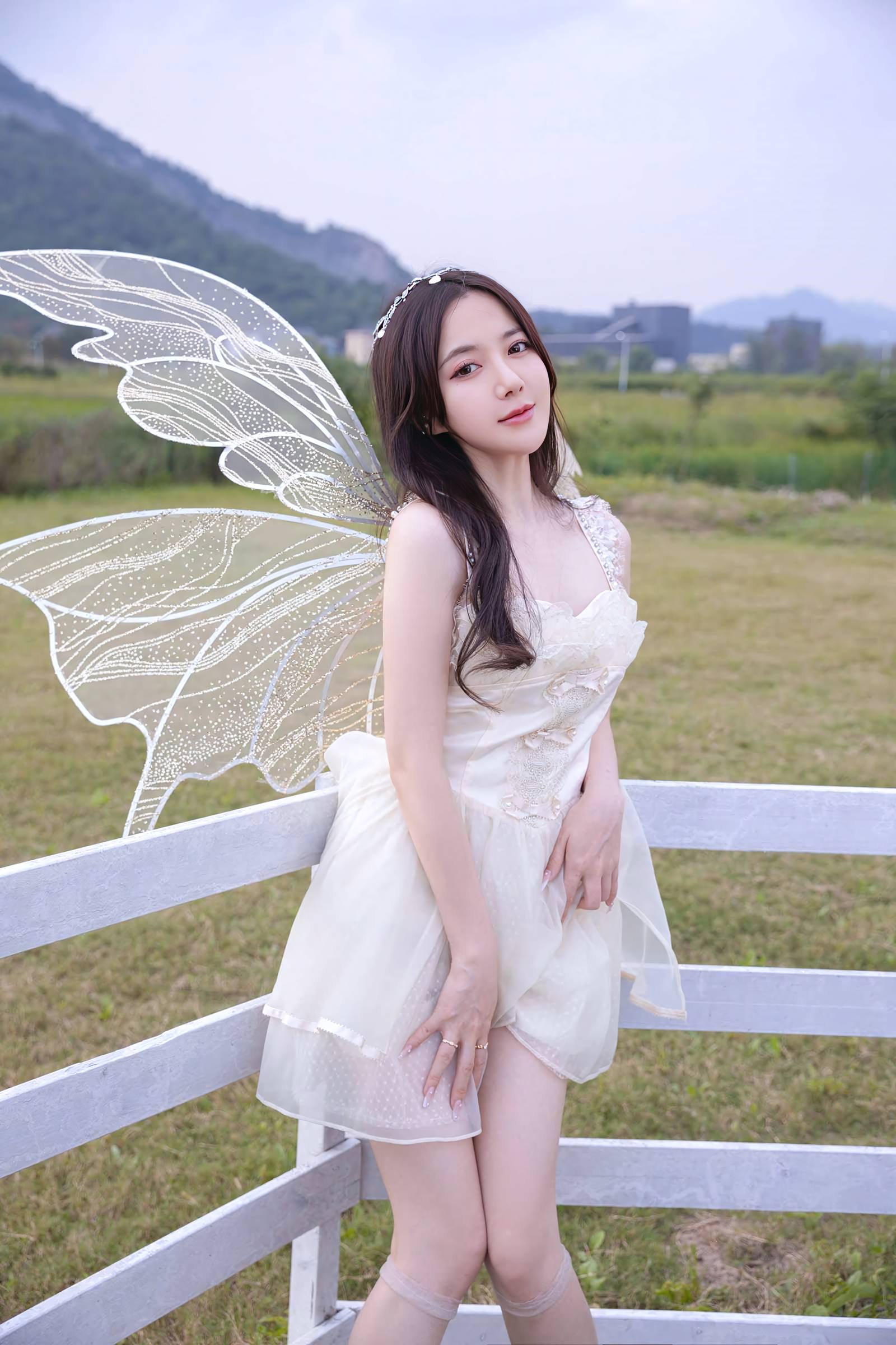 图片[34]-秀人名模鱼子酱Fish《遗失的羽翼》[65P] – 速更版-美库