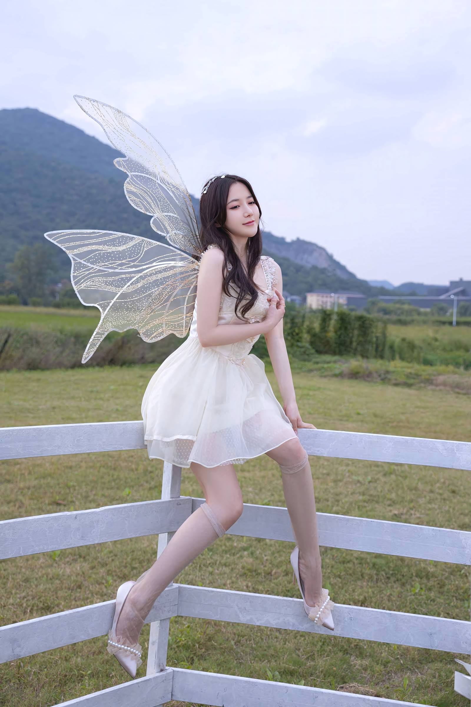 图片[39]-秀人名模鱼子酱Fish《遗失的羽翼》[65P] – 速更版-美库