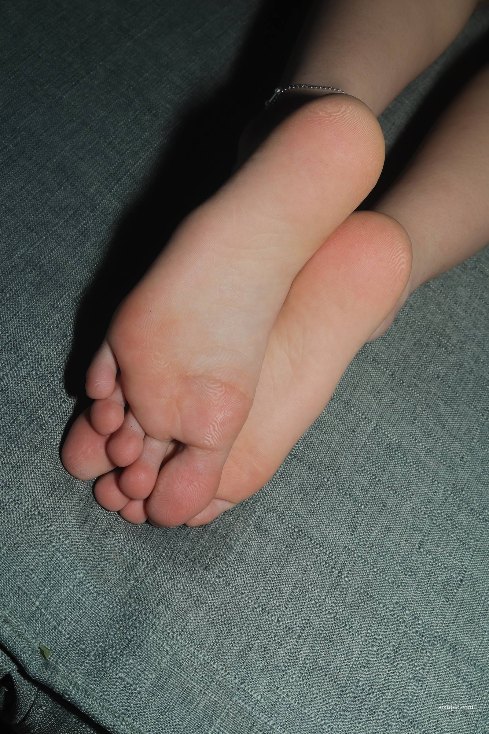 图片[28]-Pary摄影 NO.120 美女小陈再次展示37码修长美脚[103P] – 速更版-美库