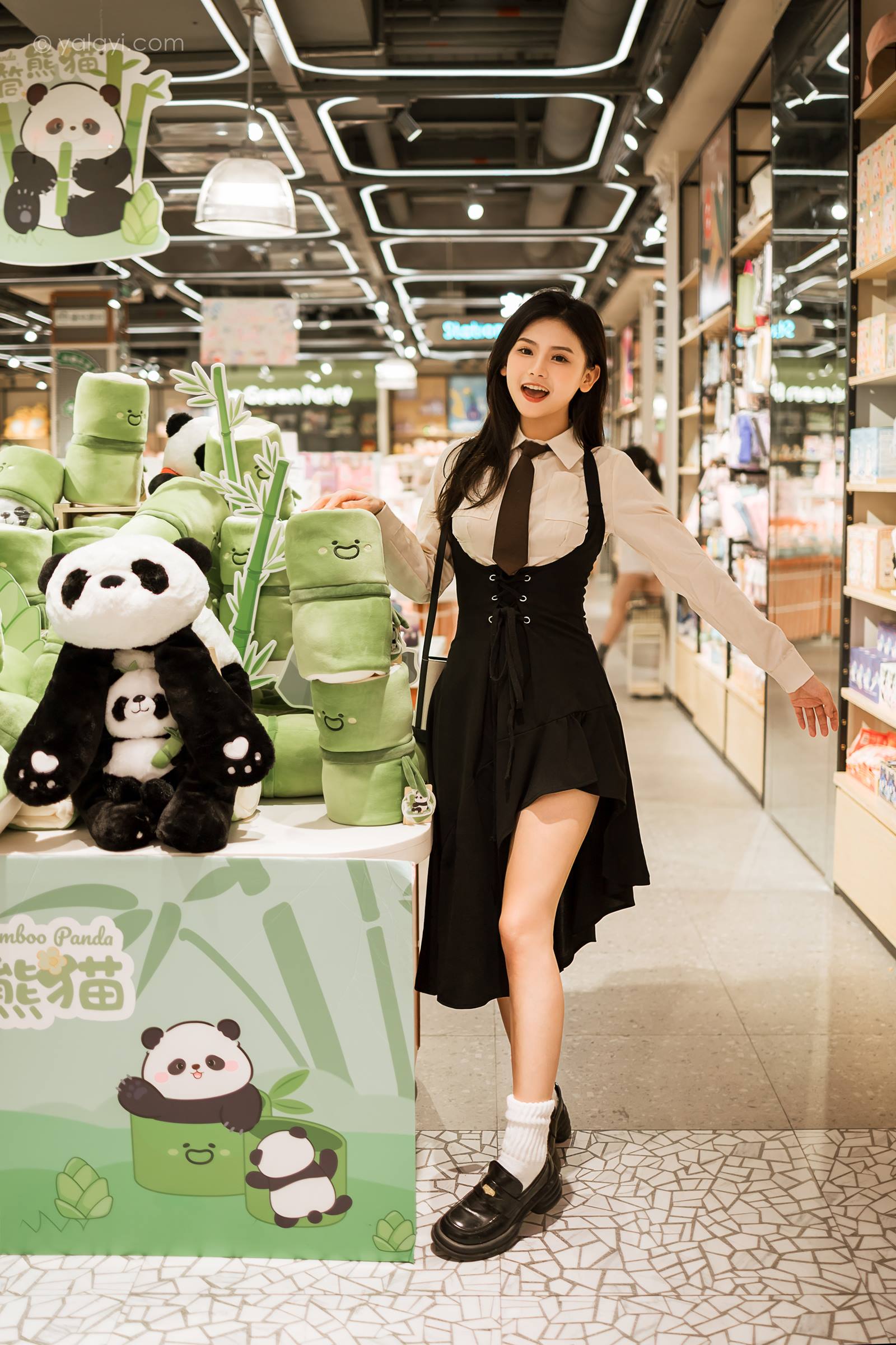 图片[17]-[YALAYI雅拉伊]2023.09.13 NO.1070 去逛街啦 若婷[45+1P] – 速更版-美库