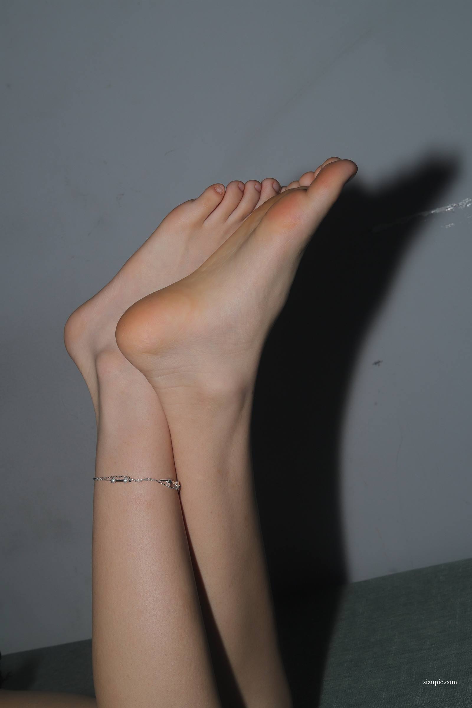 图片[36]-Pary摄影 NO.120 美女小陈再次展示37码修长美脚[103P] – 速更版-美库