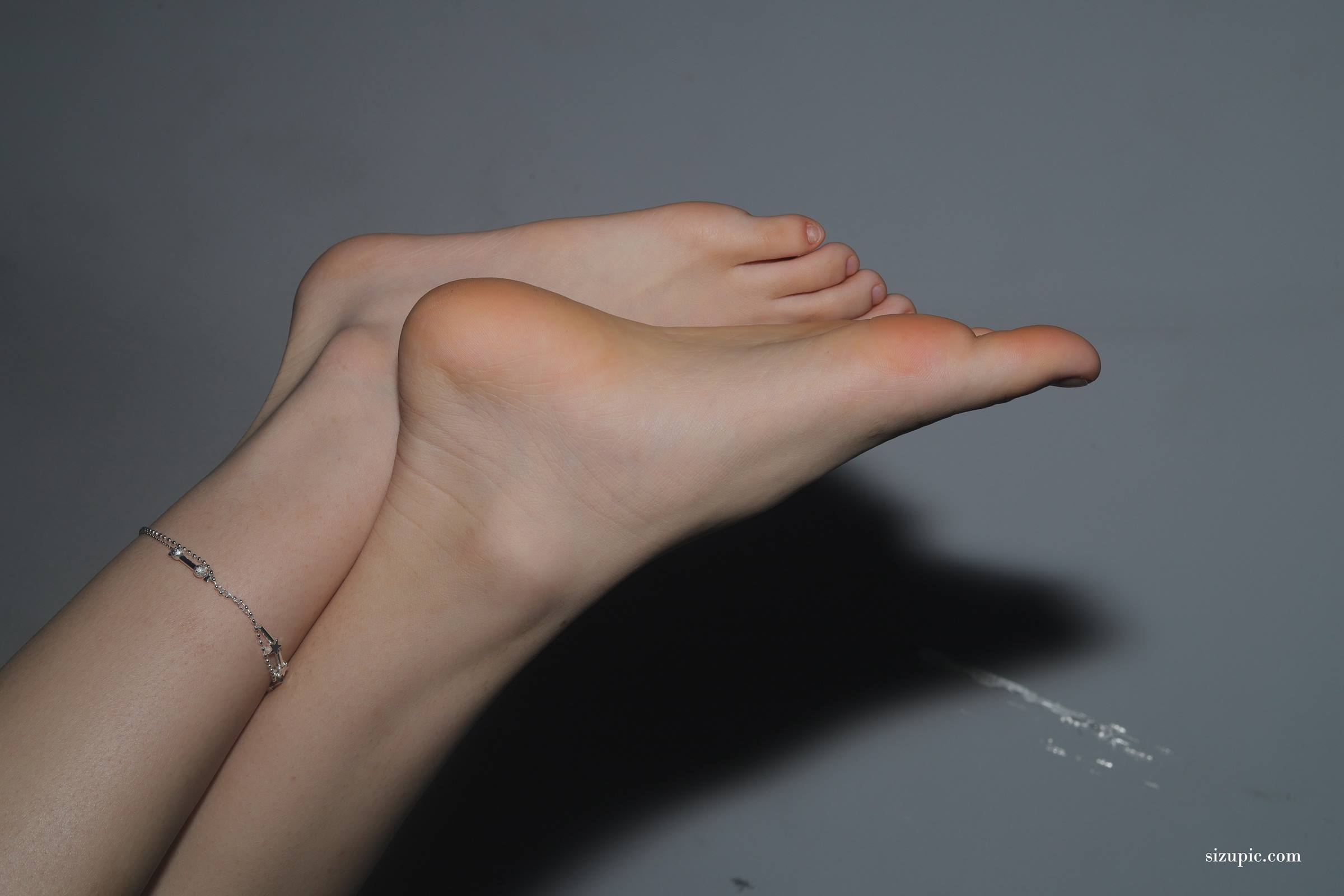 图片[37]-Pary摄影 NO.120 美女小陈再次展示37码修长美脚[103P] – 速更版-美库