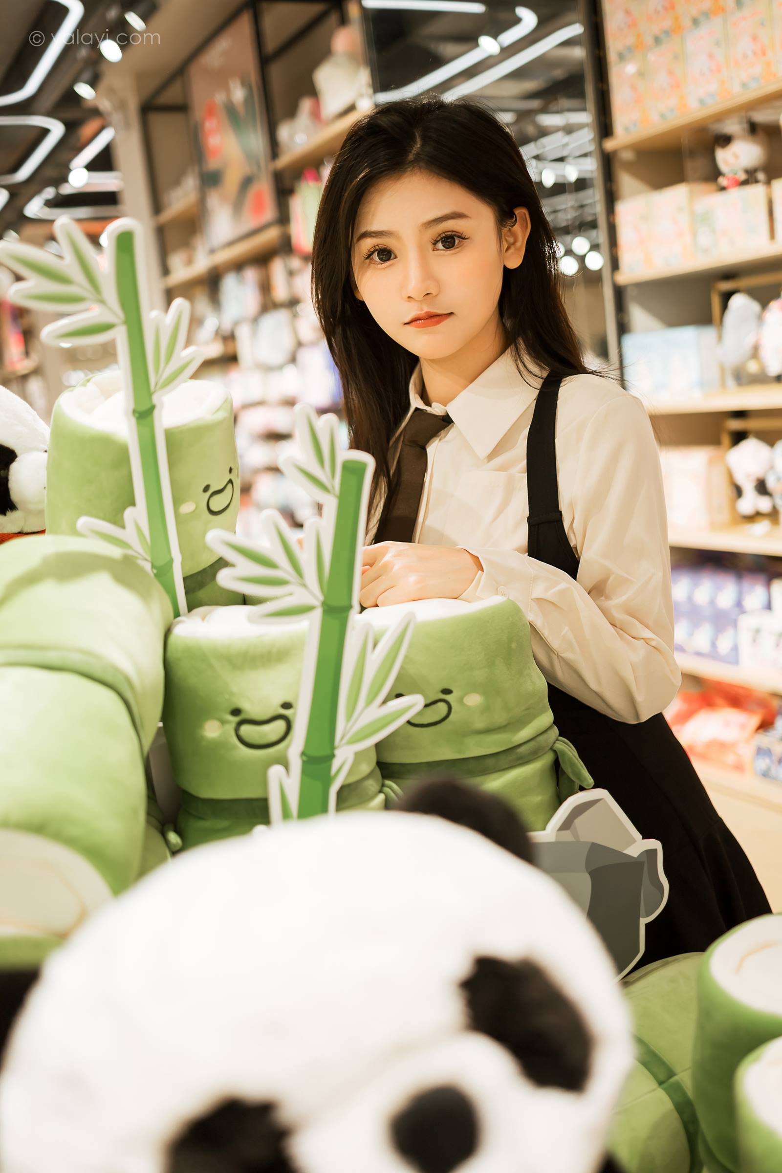 图片[28]-[YALAYI雅拉伊]2023.09.13 NO.1070 去逛街啦 若婷[45+1P] – 速更版-美库