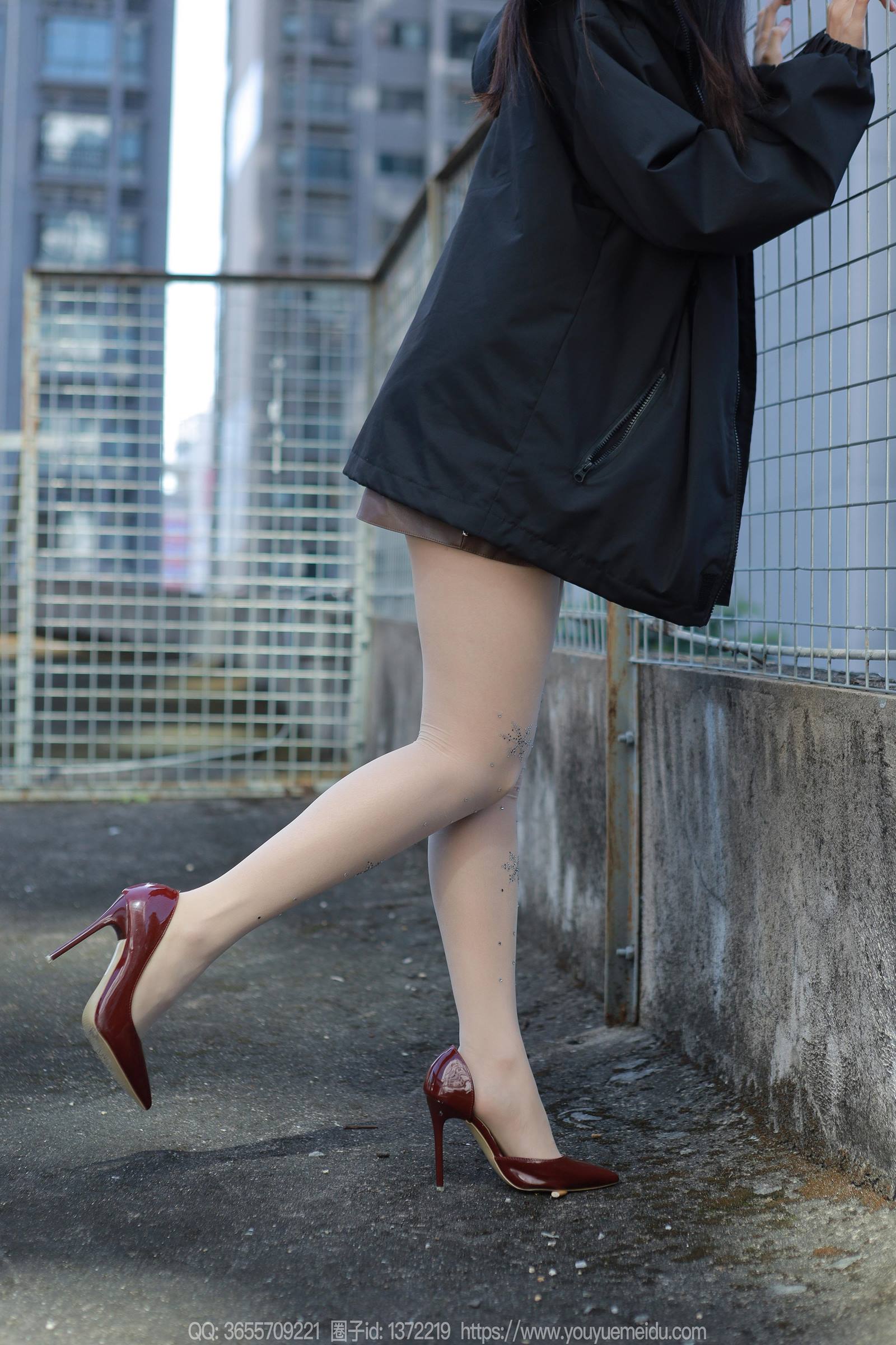 图片[13]-[IESS异思趣向] 2023.12.07 丝享家1605：婉萍《晒晒太阳》[86P] – 速更版-美库