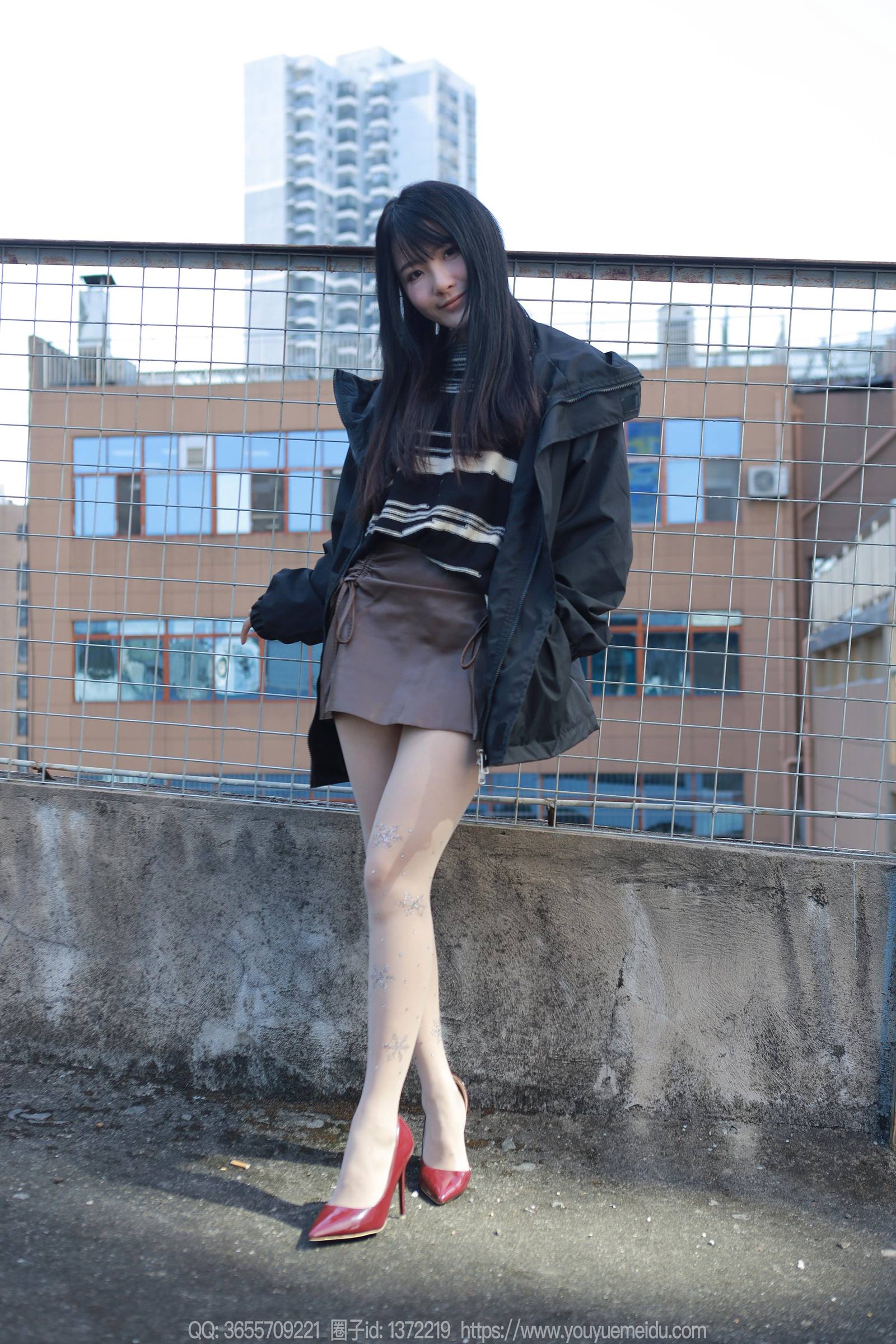 图片[27]-[IESS异思趣向] 2023.12.07 丝享家1605：婉萍《晒晒太阳》[86P] – 速更版-美库