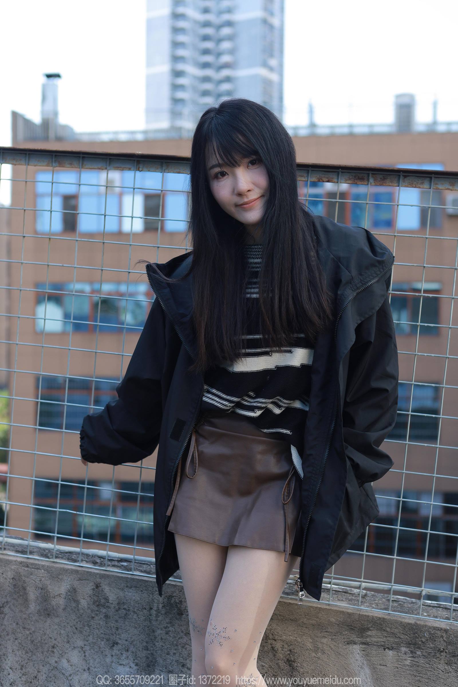 图片[32]-[IESS异思趣向] 2023.12.07 丝享家1605：婉萍《晒晒太阳》[86P] – 速更版-美库