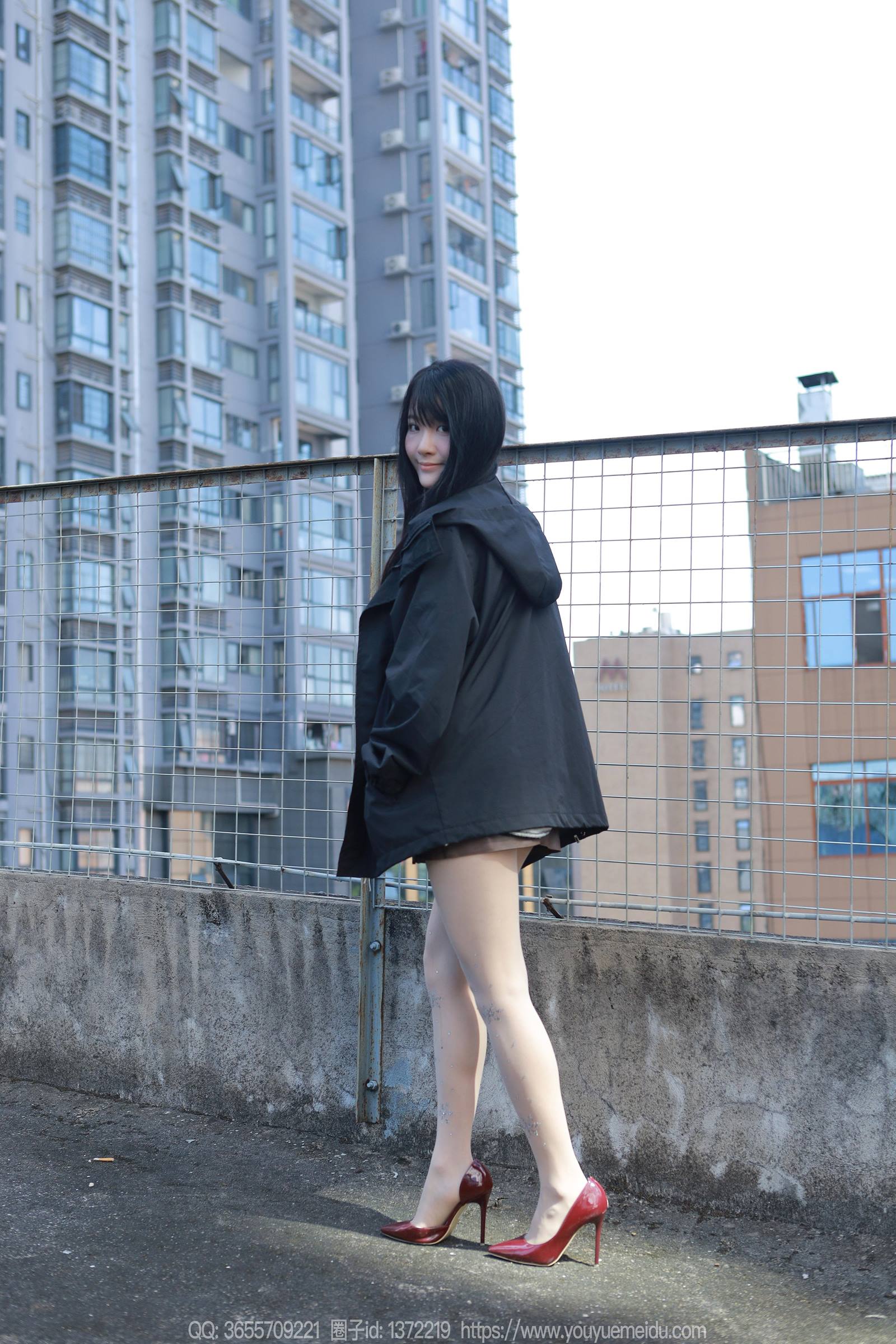 图片[37]-[IESS异思趣向] 2023.12.07 丝享家1605：婉萍《晒晒太阳》[86P] – 速更版-美库