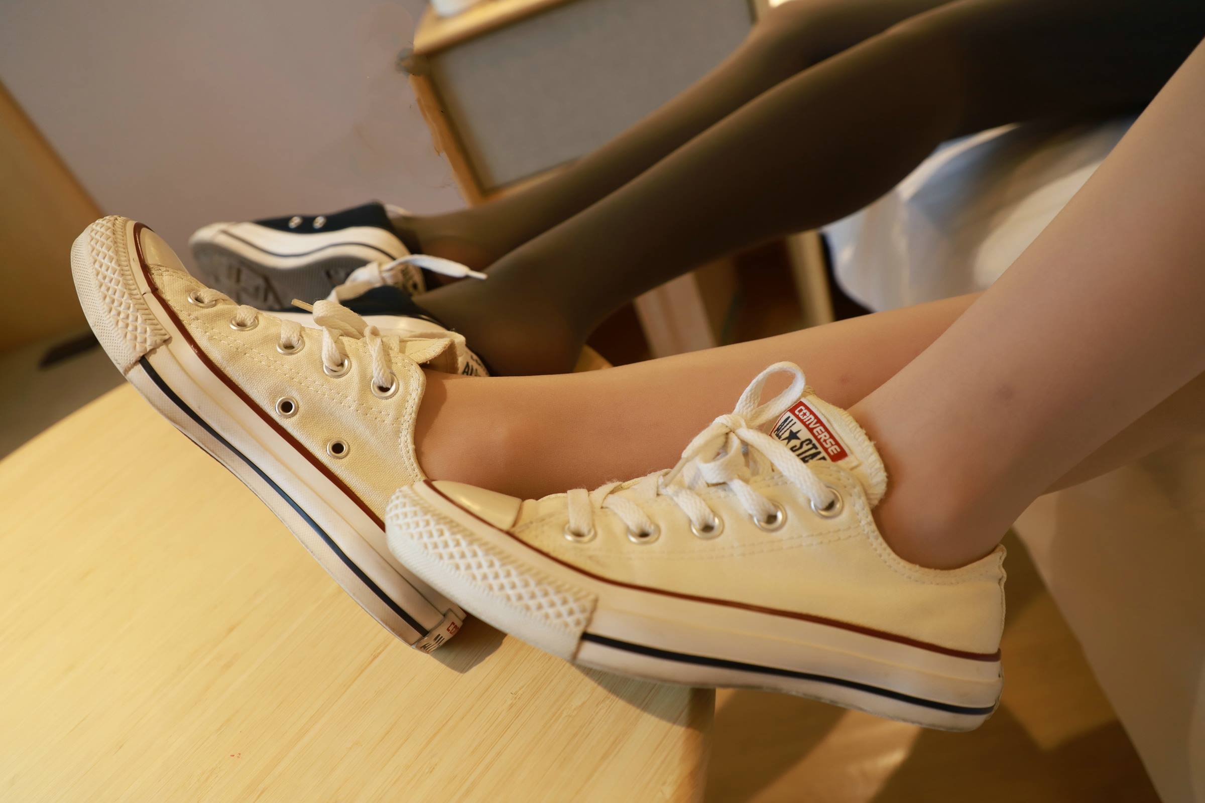 图片[122]-[誉铭传媒]袜足摄影 2019年《2019.10.19定制作品》 [147P] – 速更版-美库