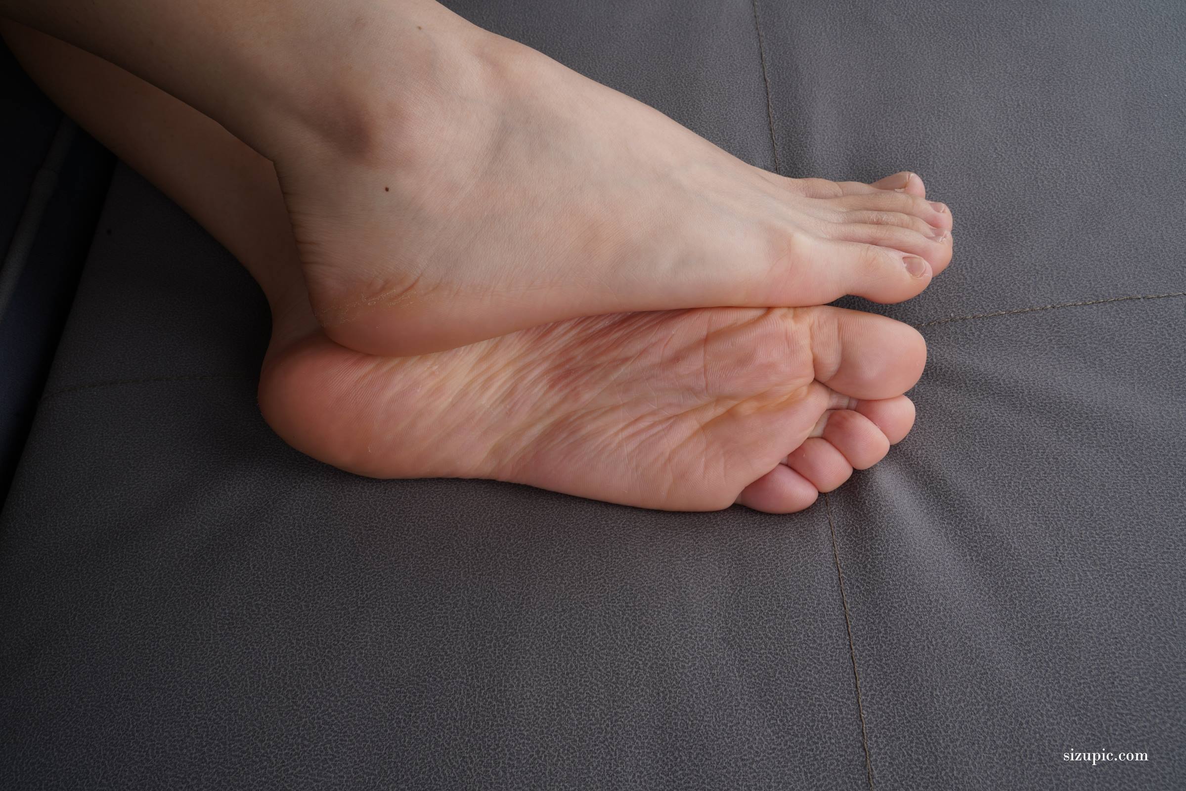 图片[66]-Pary摄影 NO.116 可爱的小乐瑶美脚展示[102P] – 速更版-美库