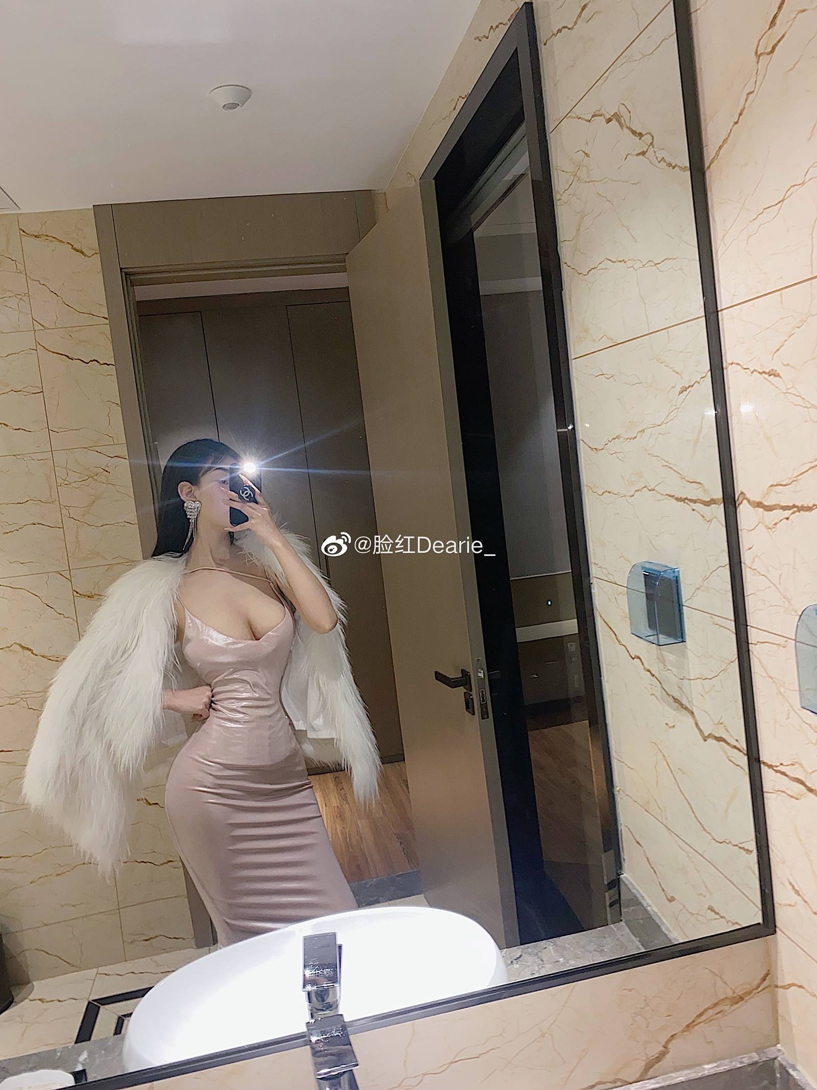 图片[70]-脸红Dearie 微BO合集 [82P] – 速更版-美库