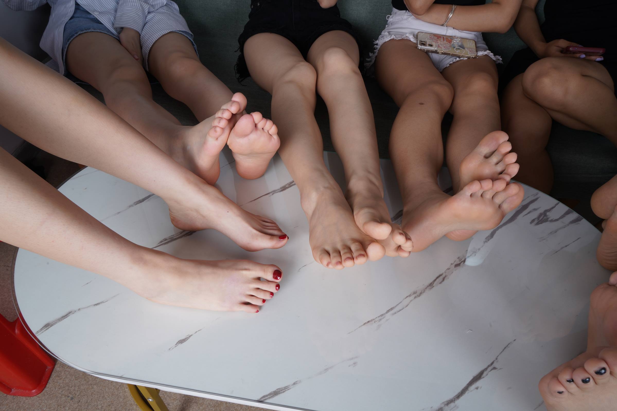 图片[46]-Pary摄影 NO.118 8个美女16只脚围成一圈，看得眼花缭乱[103P] – 速更版-美库