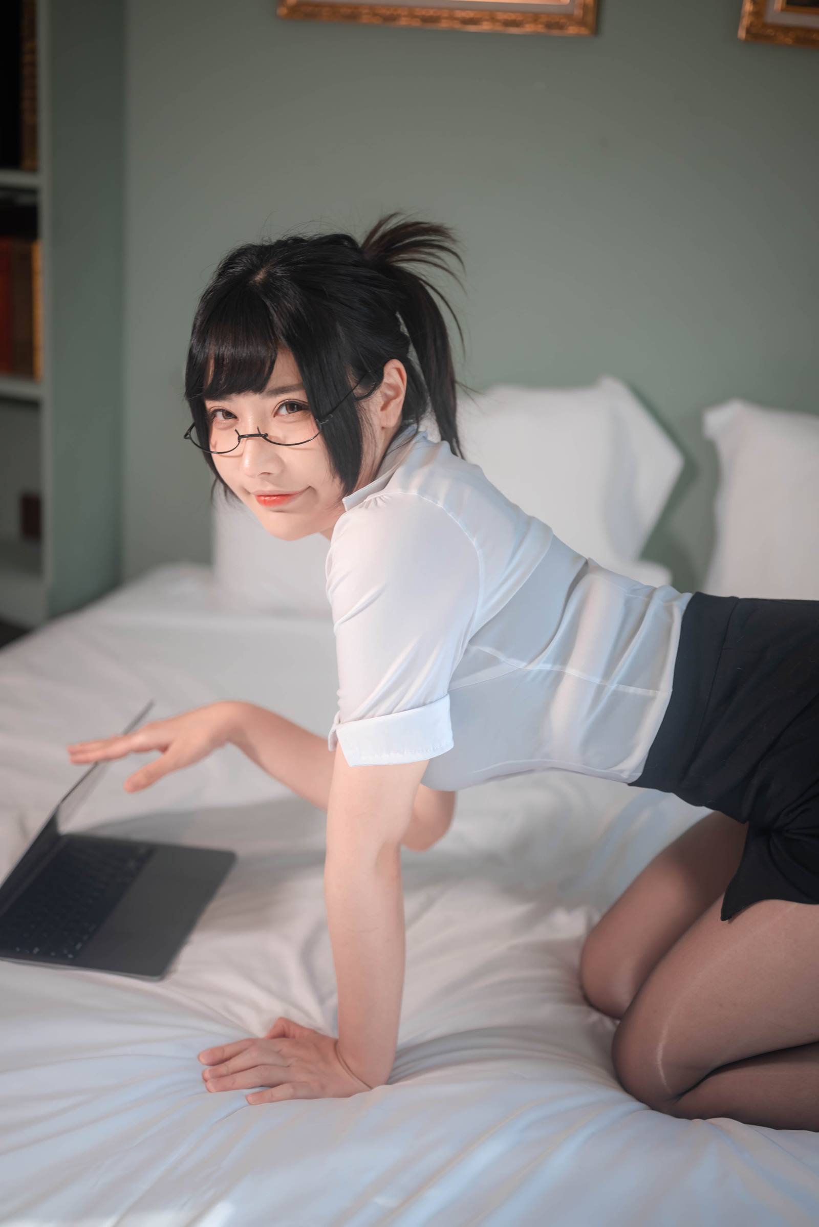 图片[20]-糖果果candy – 室内OL[86P] – 速更版-美库