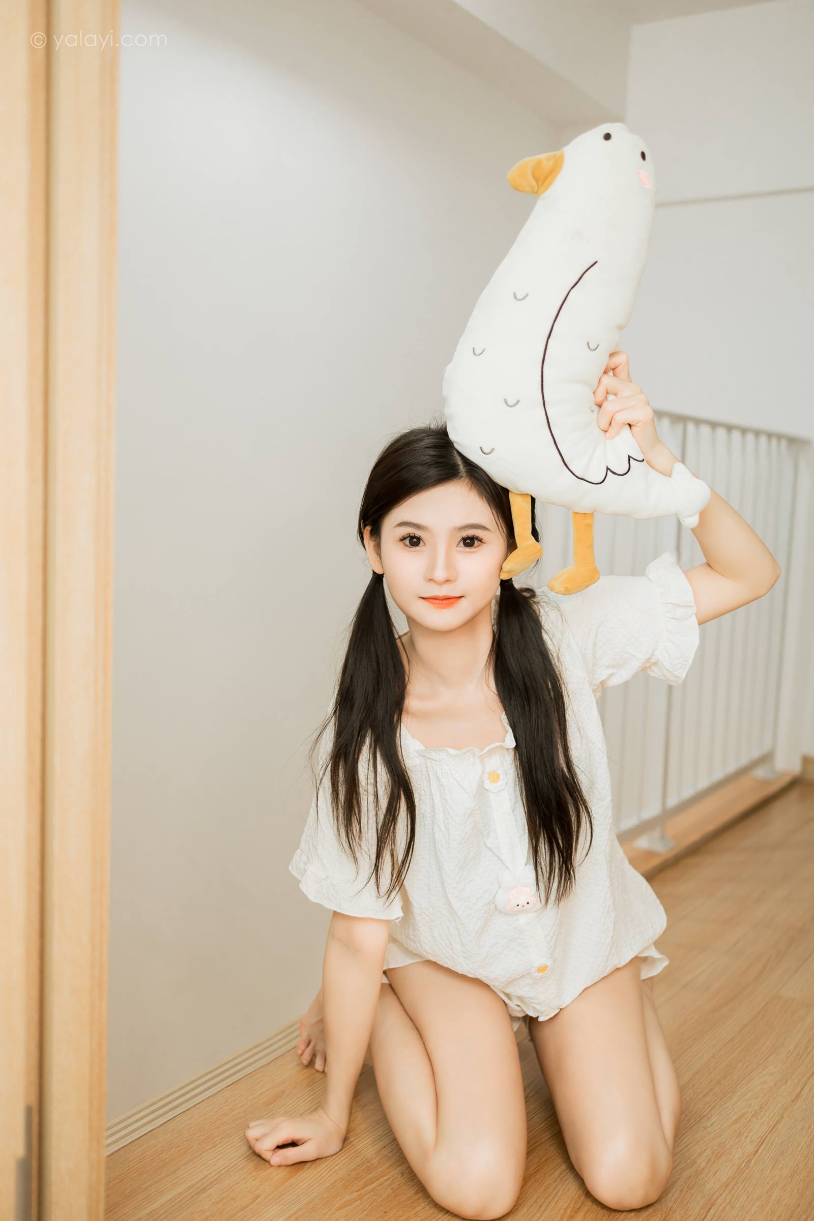 图片[26]-[YALAYI雅拉伊]2023.10.16 NO.1073 双马尾少女 徐小云[44+1P] – 速更版-美库