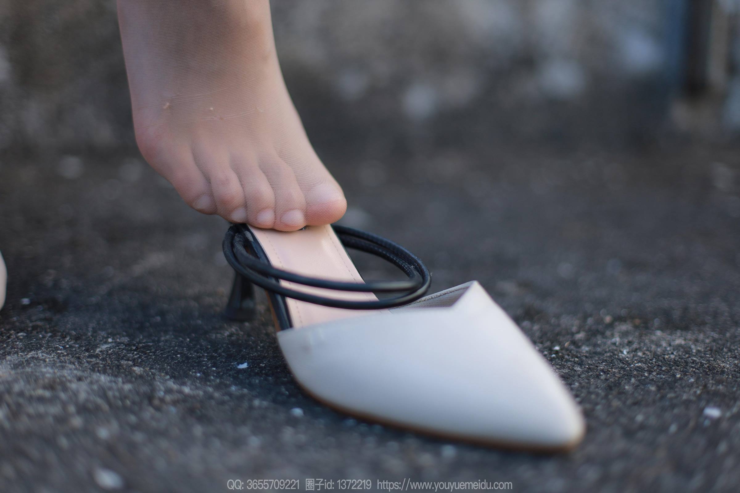 图片[50]-[IESS异思趣向] 2023.12.13 丝享家1610：小宝《雪白的毛衣》[84P] – 速更版-美库