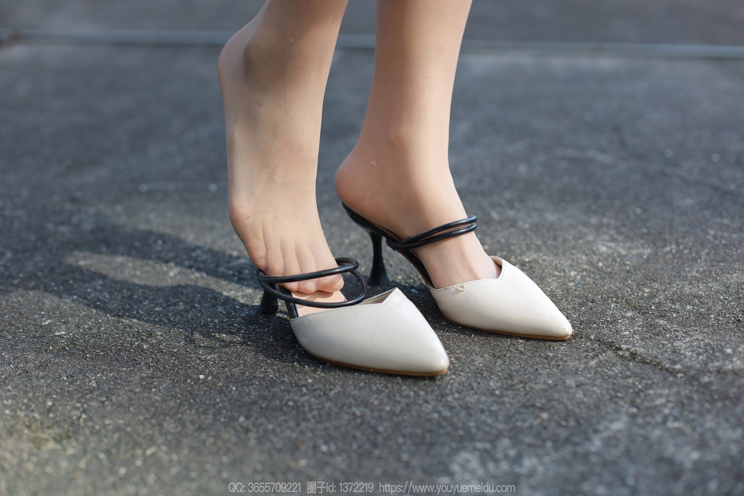 图片[56]-[IESS异思趣向] 2023.12.13 丝享家1610：小宝《雪白的毛衣》[84P] – 速更版-美库