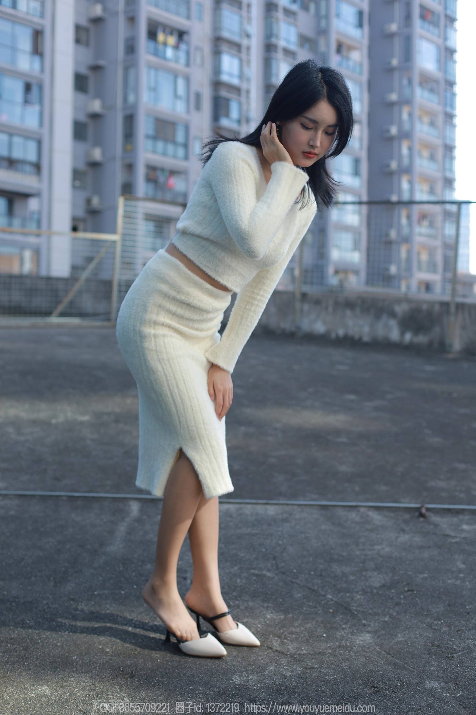 图片[77]-[IESS异思趣向] 2023.12.13 丝享家1610：小宝《雪白的毛衣》[84P] – 速更版-美库