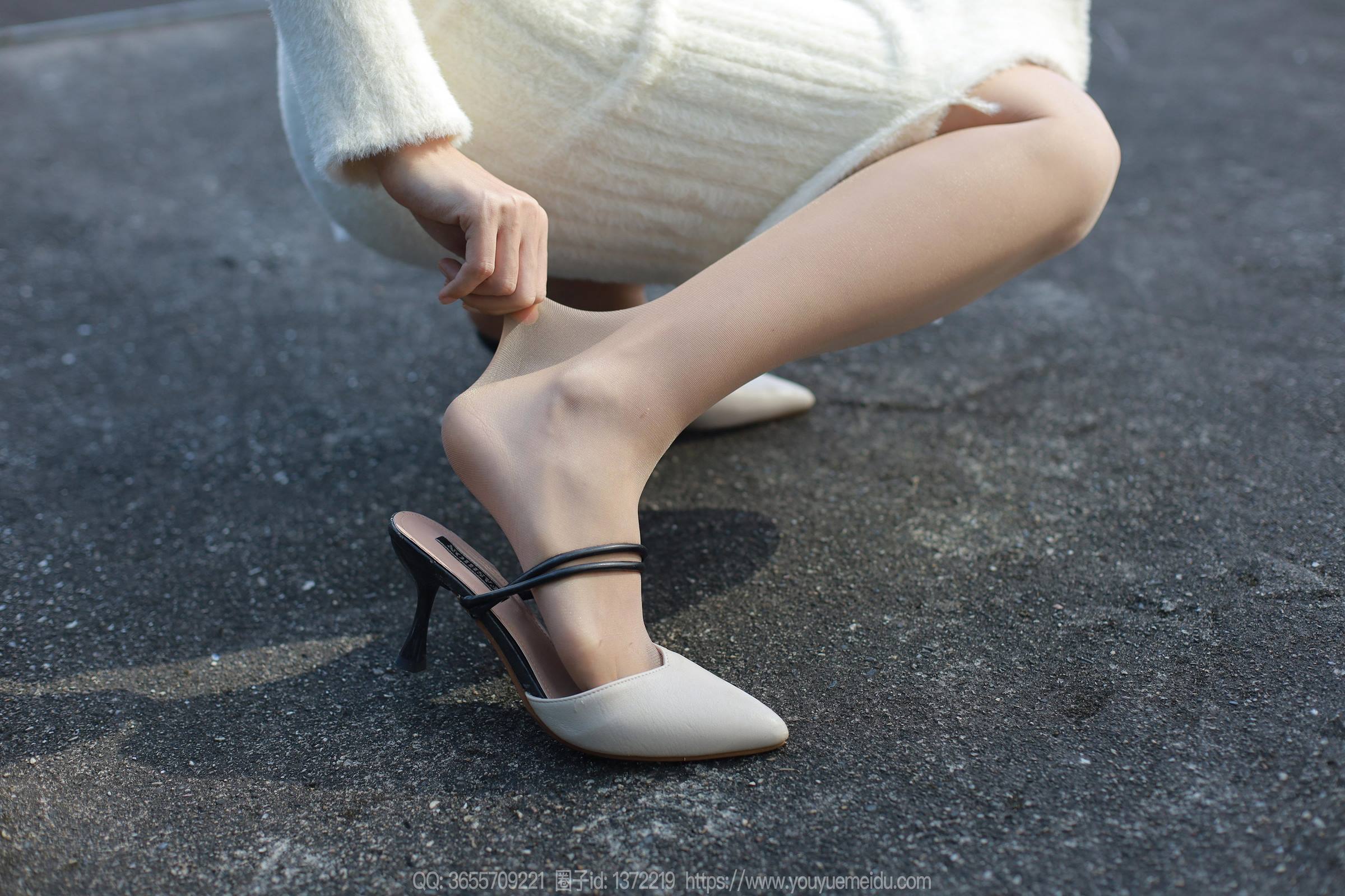 图片[80]-[IESS异思趣向] 2023.12.13 丝享家1610：小宝《雪白的毛衣》[84P] – 速更版-美库