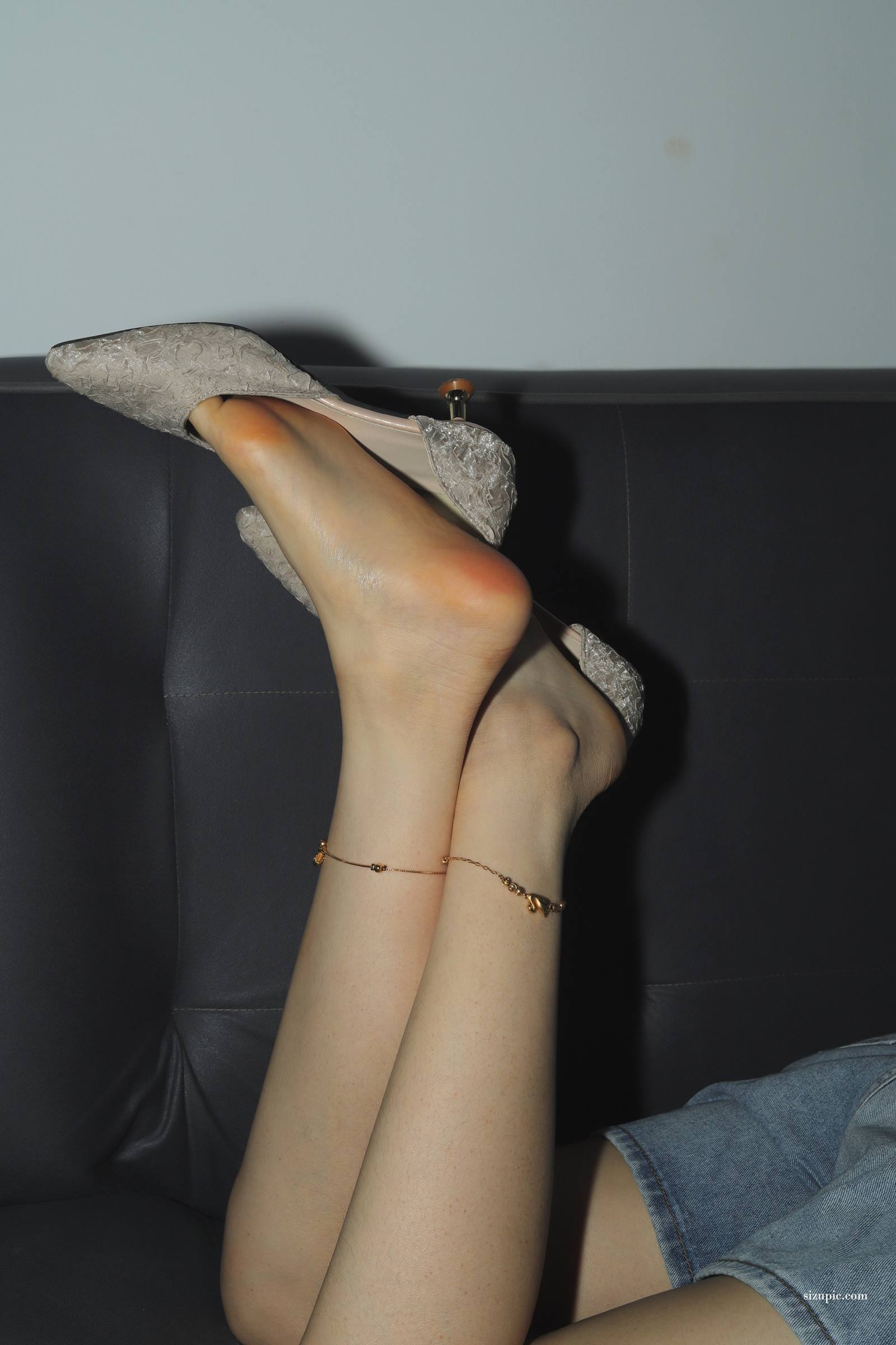 图片[88]-Pary摄影 NO.121 小华脱掉高跟展示37码修长美脚[102P] – 速更版-美库