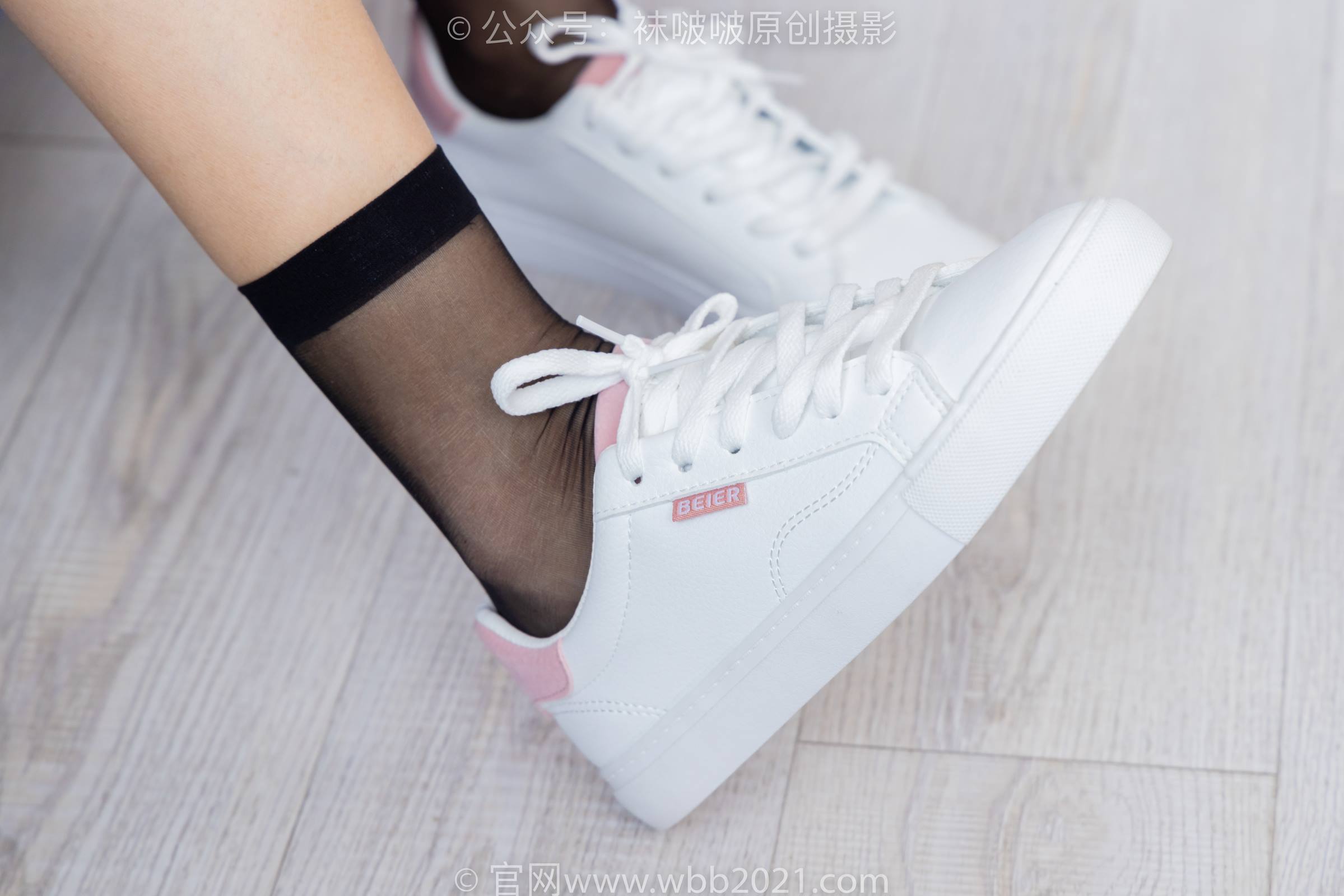 图片[87]-[BoBoSocks袜啵啵]NO.301 奶油-两双板鞋、白棉袜、短黑丝、裸足[240P] – 速更版-美库