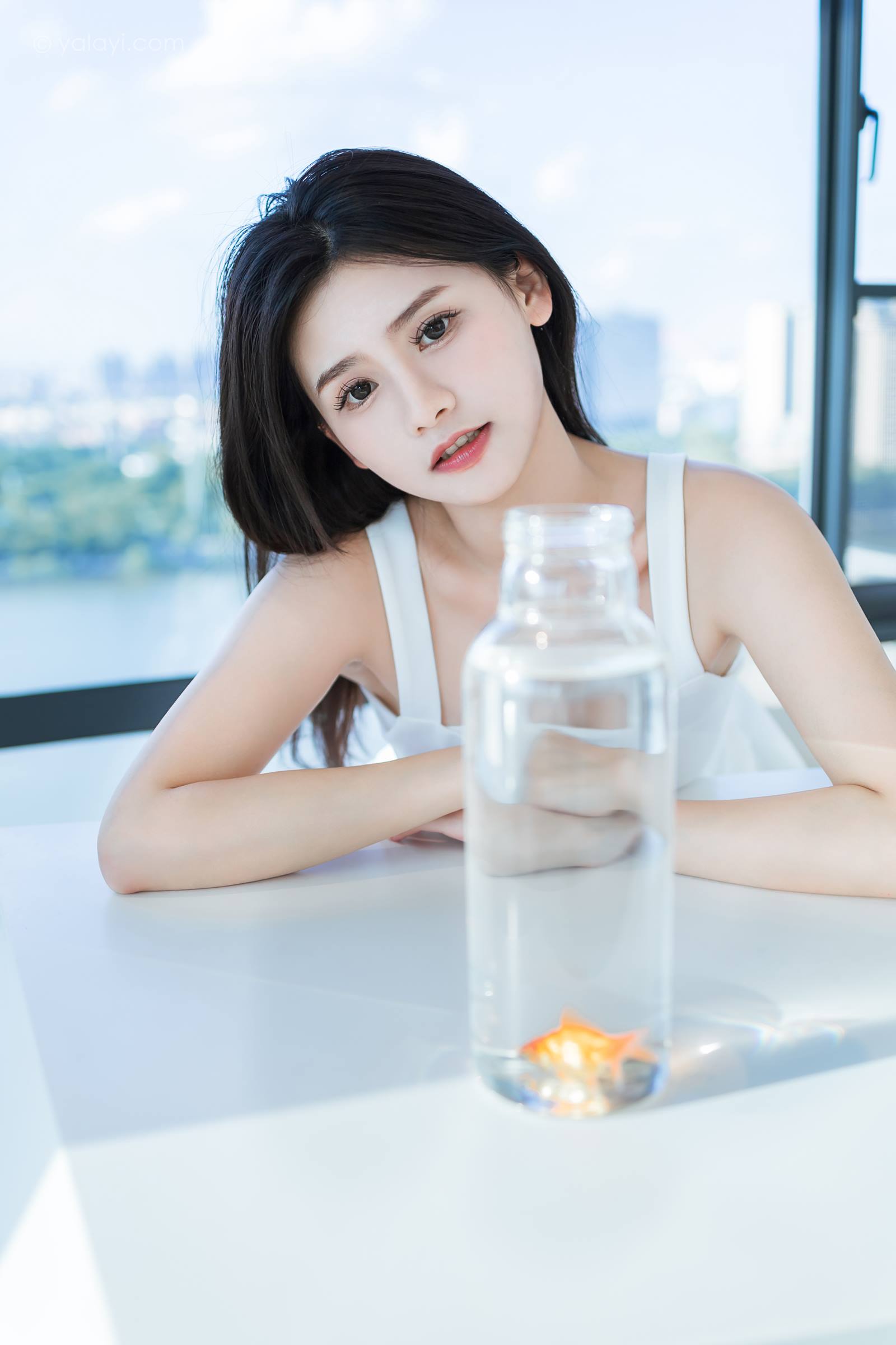 图片[43]-[YALAYI雅拉伊]2023.10.18 NO.1074 小金鱼 若婷[45+1P] – 速更版-美库