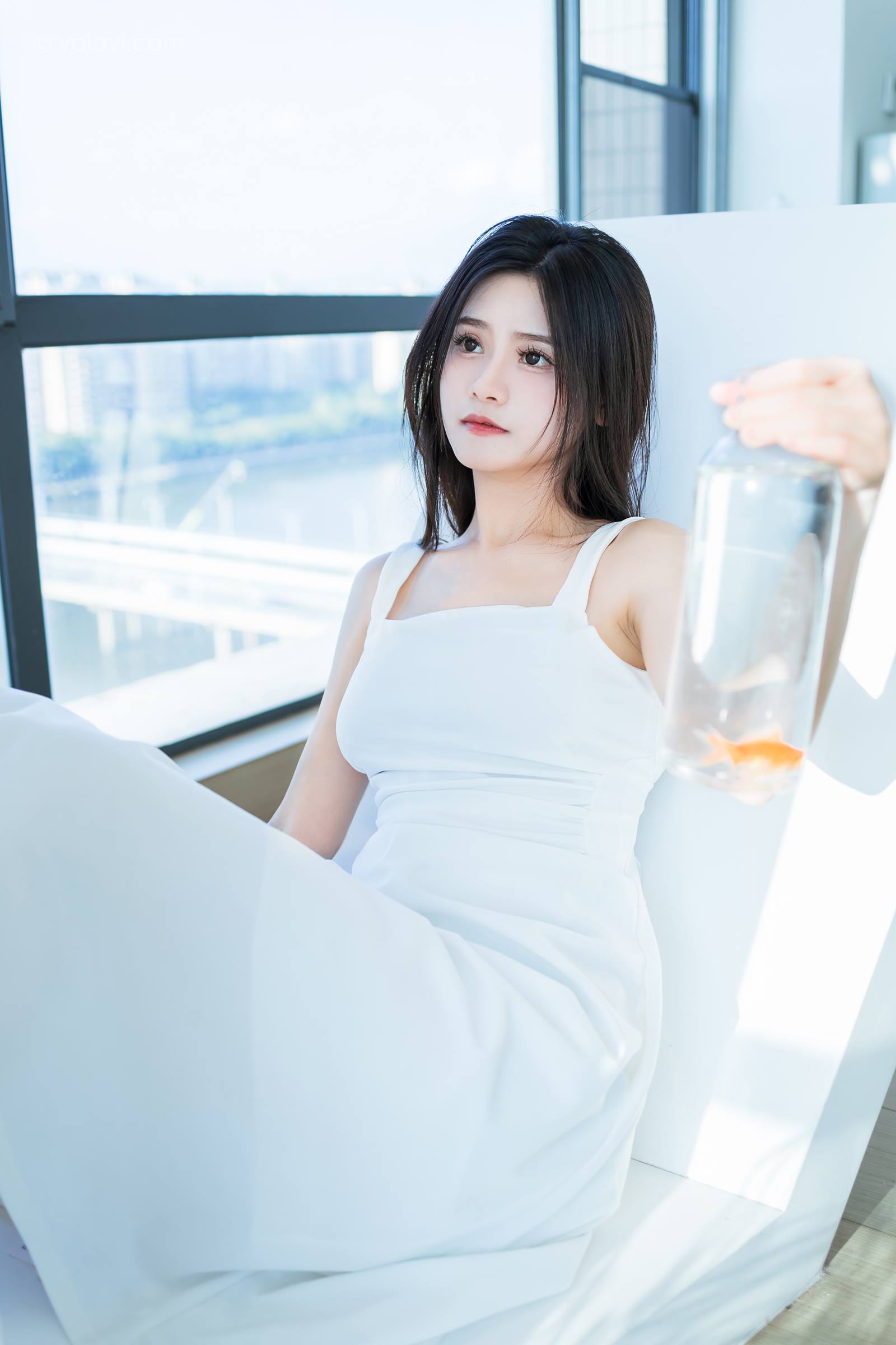 图片[47]-[YALAYI雅拉伊]2023.10.18 NO.1074 小金鱼 若婷[45+1P] – 速更版-美库