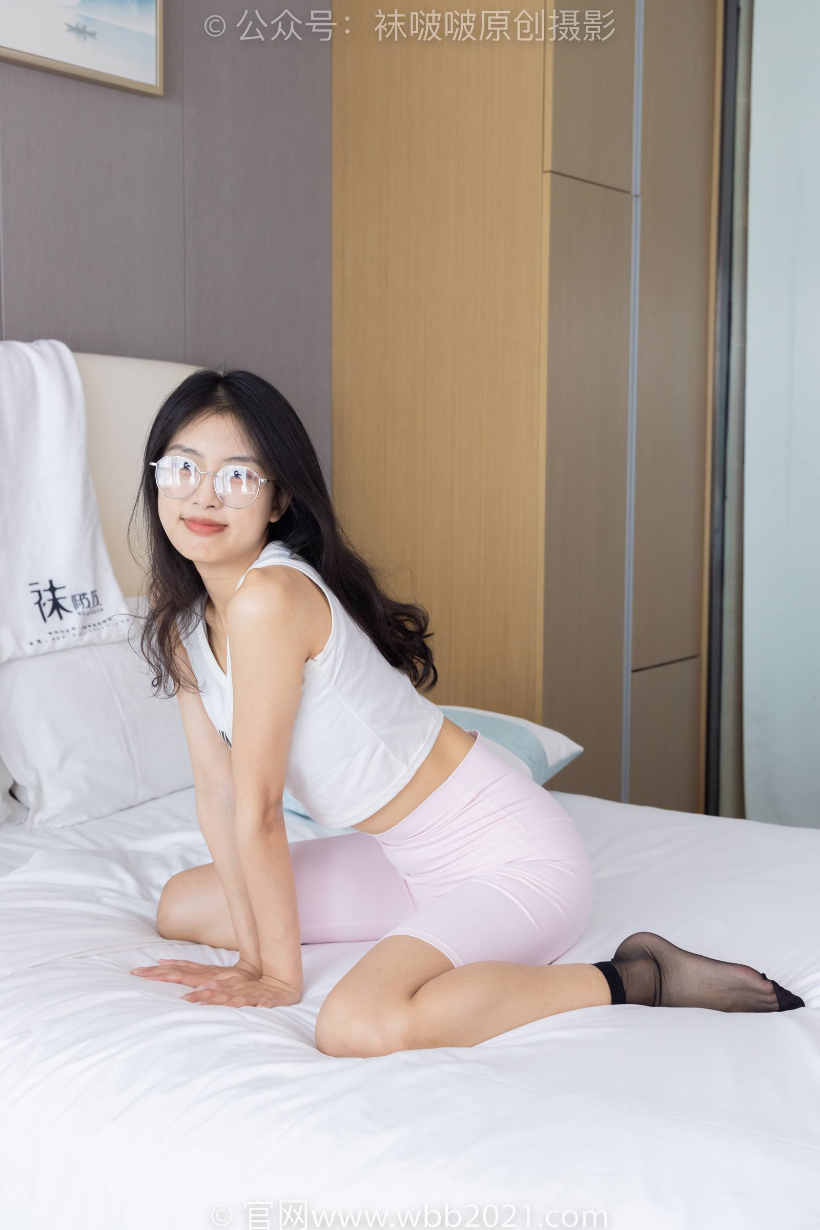 图片[126]-[BoBoSocks袜啵啵]NO.301 奶油-两双板鞋、白棉袜、短黑丝、裸足[240P] – 速更版-美库