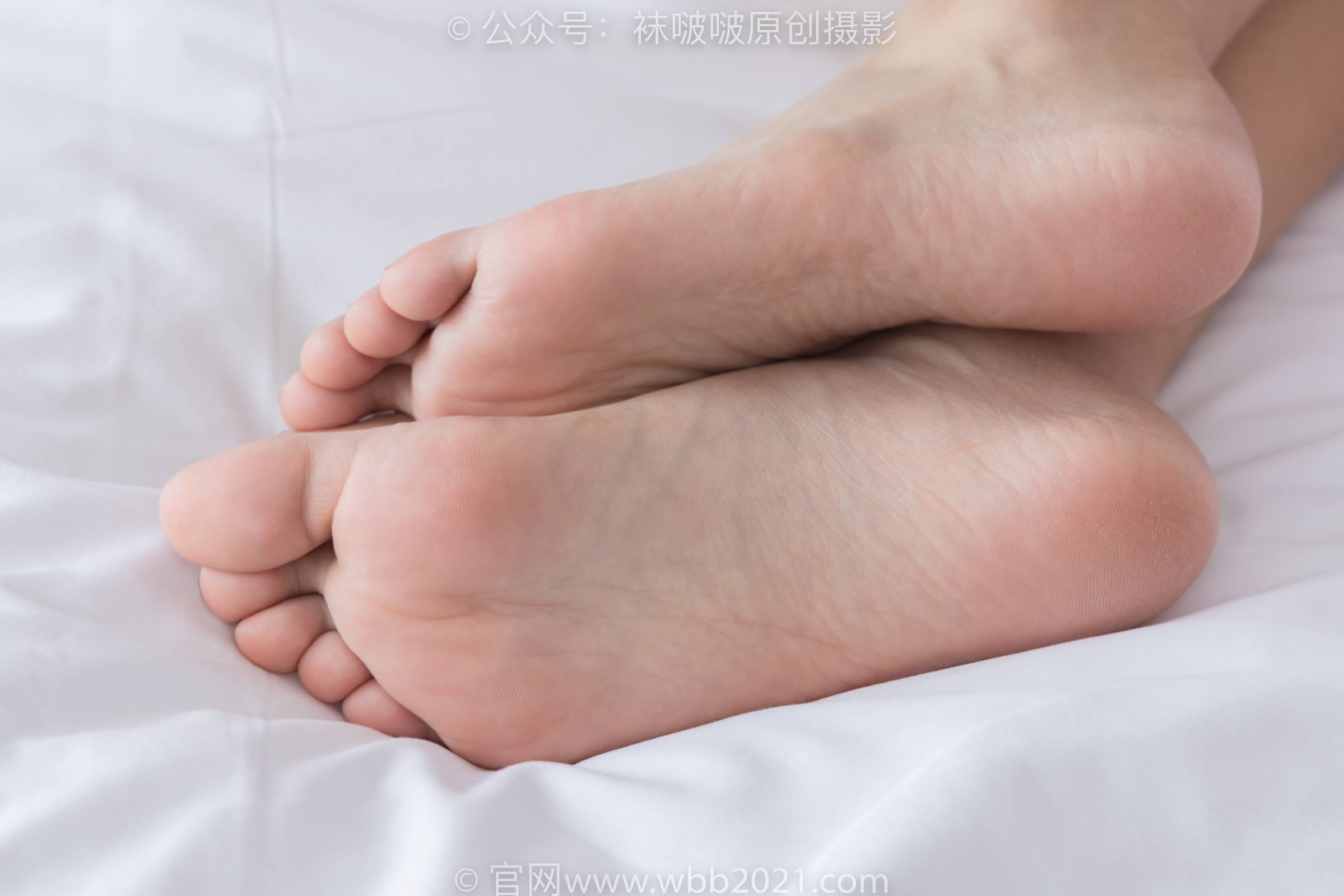 图片[189]-[BoBoSocks袜啵啵]NO.301 奶油-两双板鞋、白棉袜、短黑丝、裸足[240P] – 速更版-美库