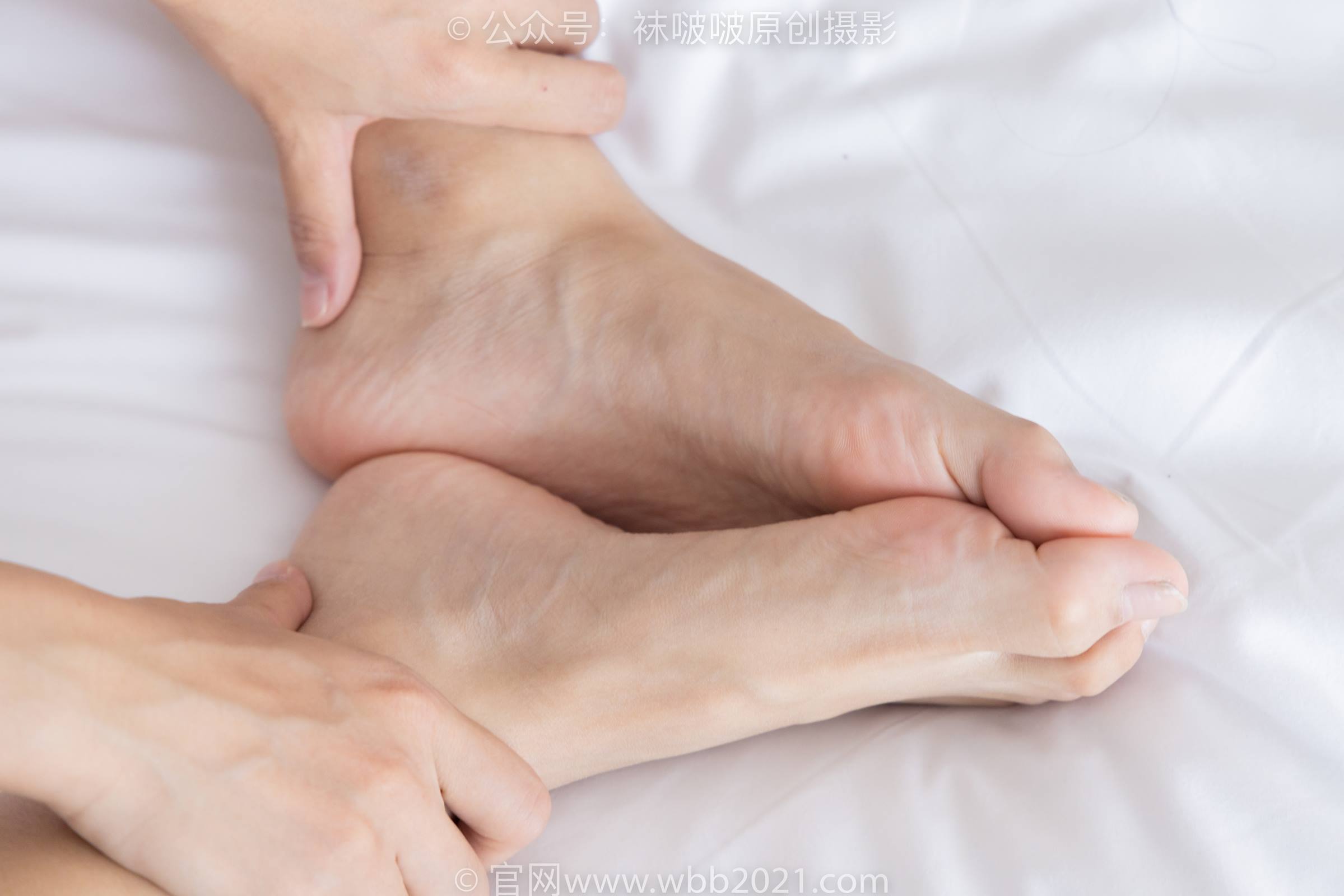 图片[215]-[BoBoSocks袜啵啵]NO.301 奶油-两双板鞋、白棉袜、短黑丝、裸足[240P] – 速更版-美库