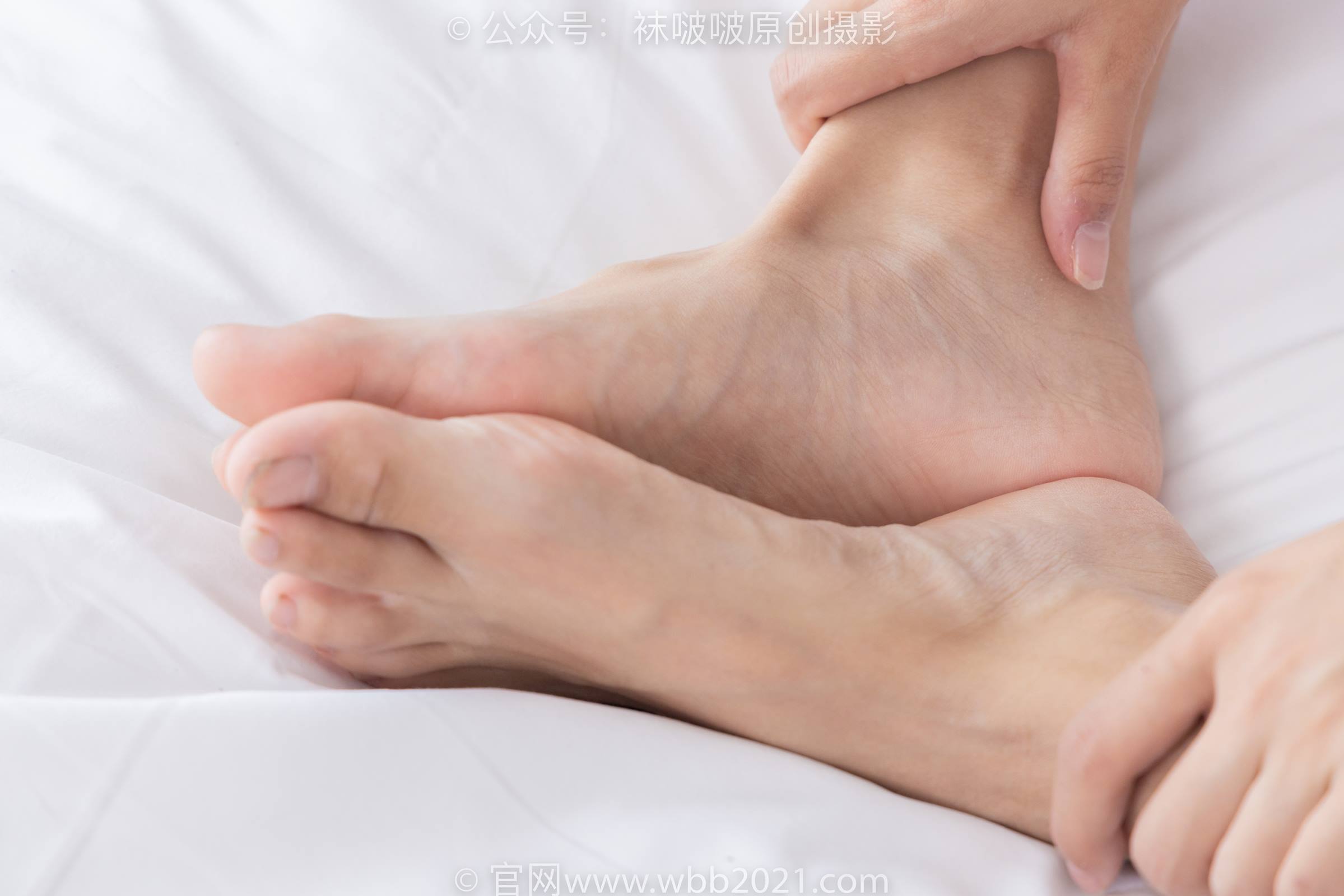 图片[217]-[BoBoSocks袜啵啵]NO.301 奶油-两双板鞋、白棉袜、短黑丝、裸足[240P] – 速更版-美库