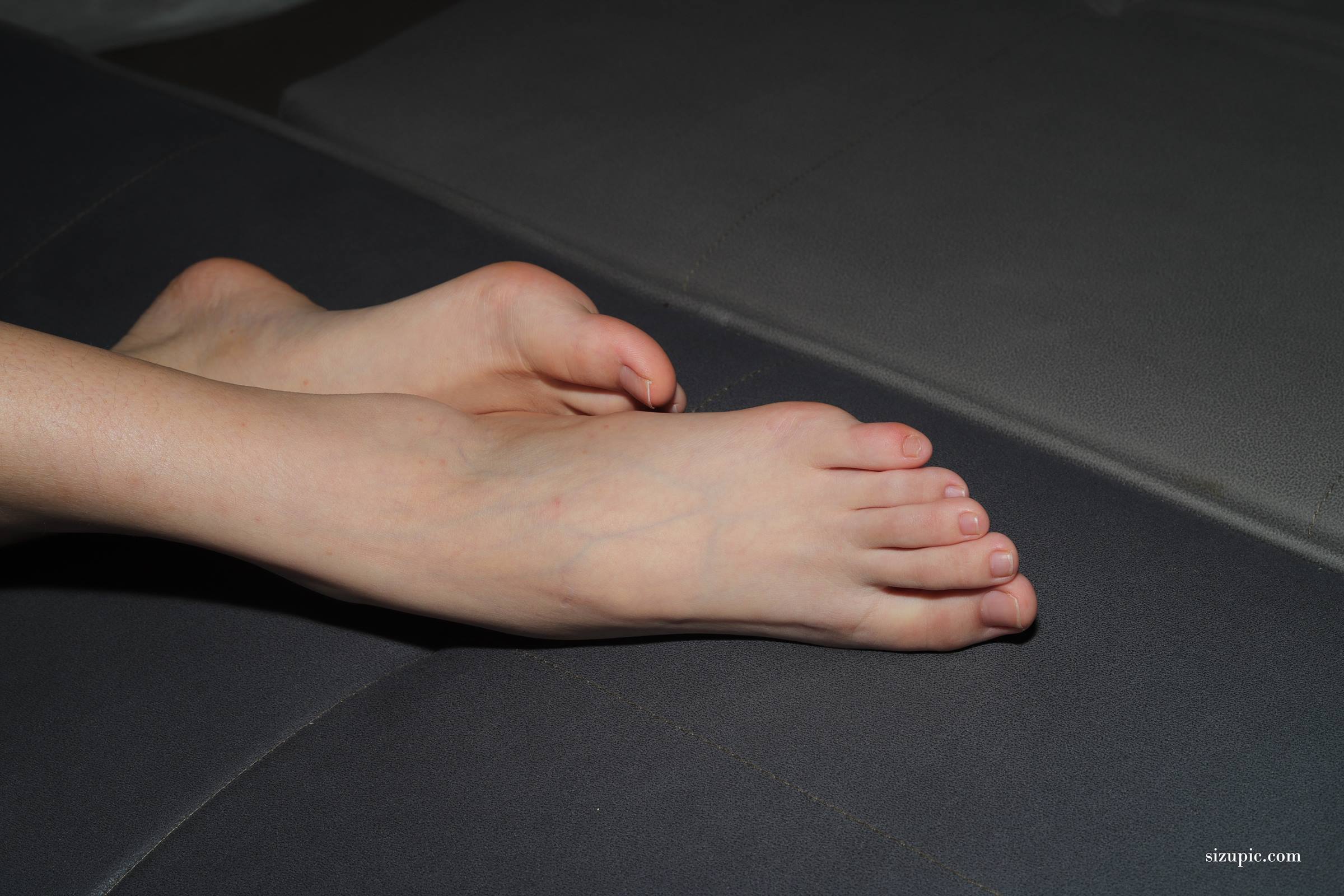 图片[72]-Pary摄影 NO.122 此脚只应天上有，新模文文37码绝美美脚首秀[93P] – 速更版-美库