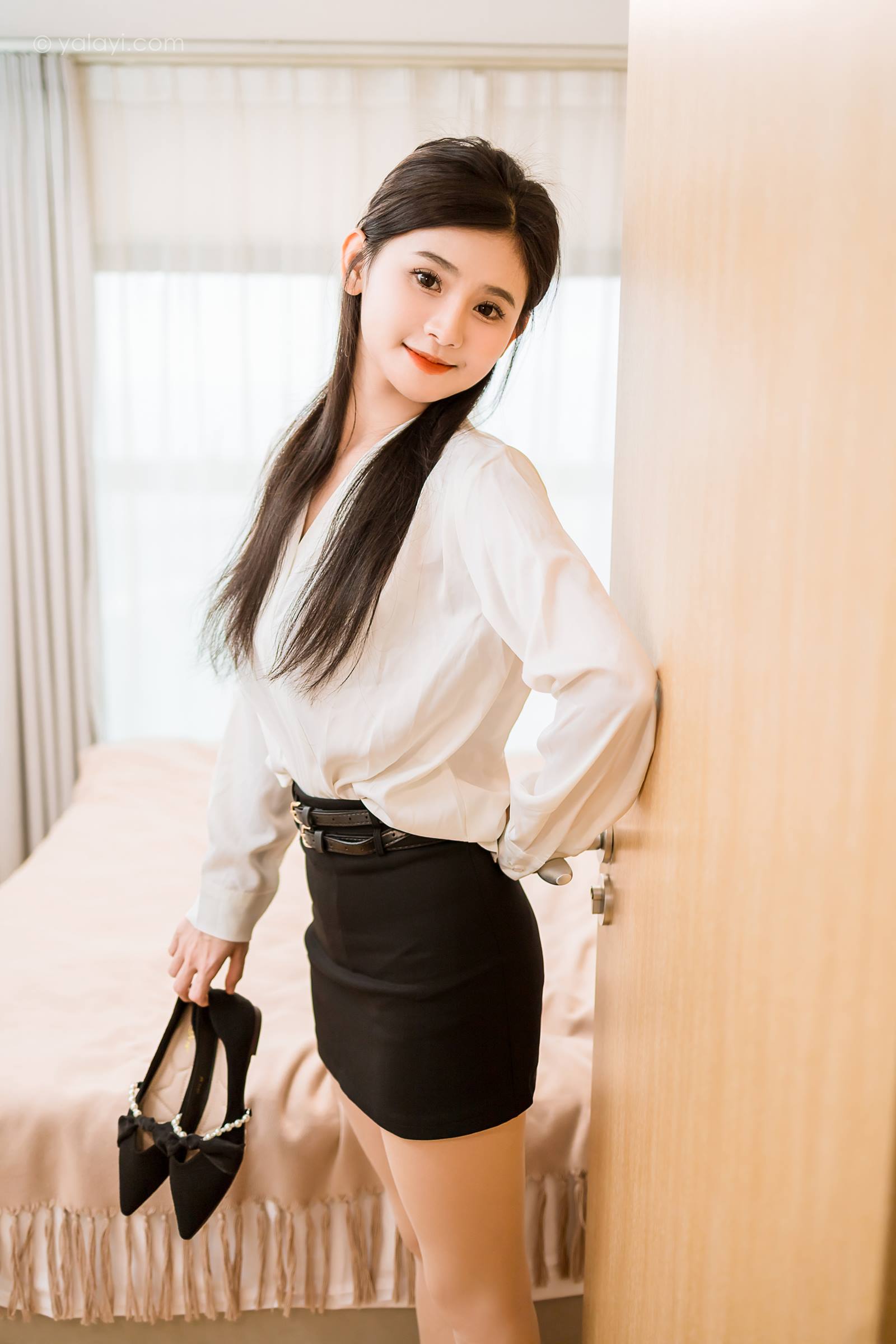 图片[35]-[YALAYI雅拉伊]2023.10.23 NO.1076 白领下班了 若婷[45+1P] – 速更版-美库