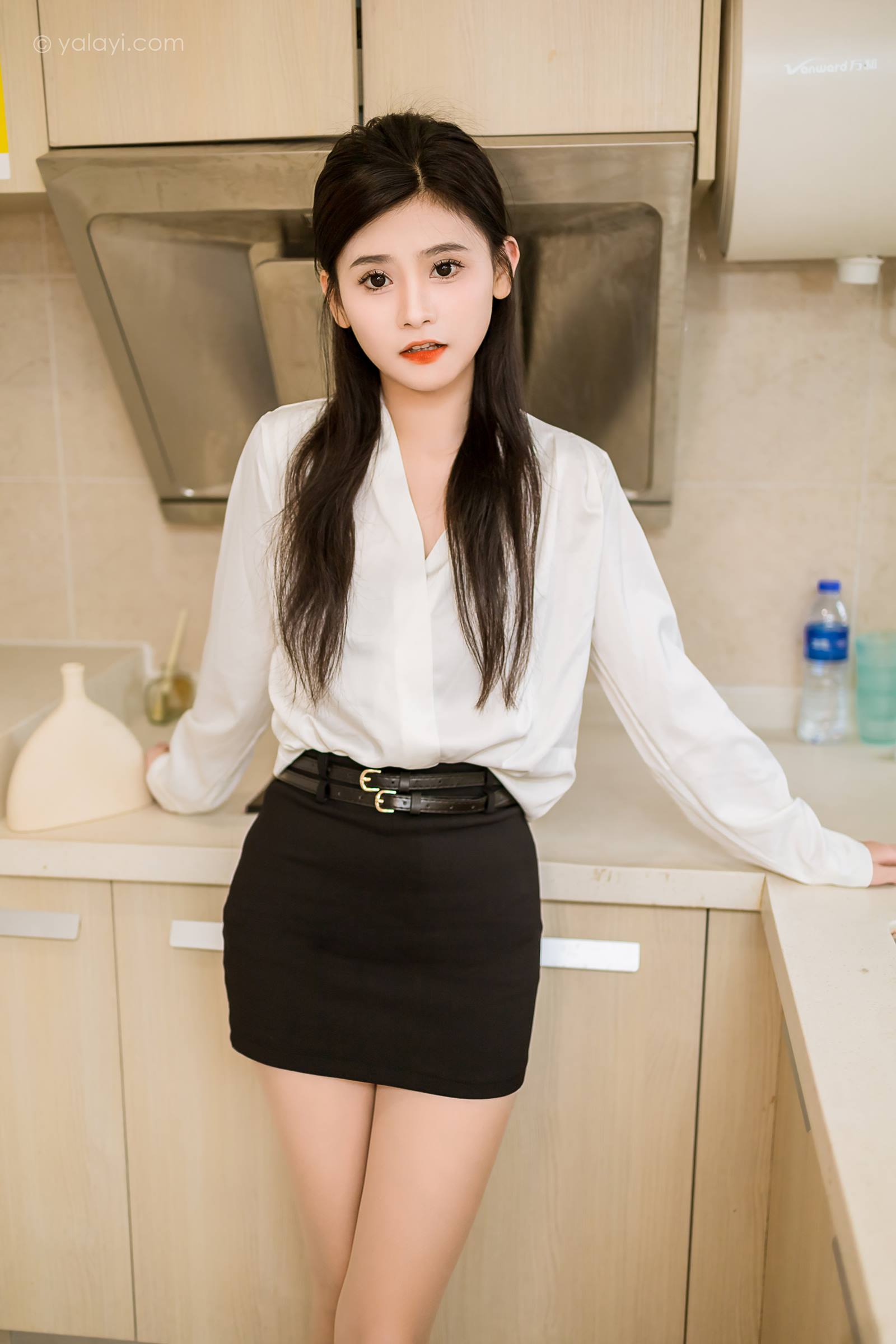 图片[36]-[YALAYI雅拉伊]2023.10.23 NO.1076 白领下班了 若婷[45+1P] – 速更版-美库