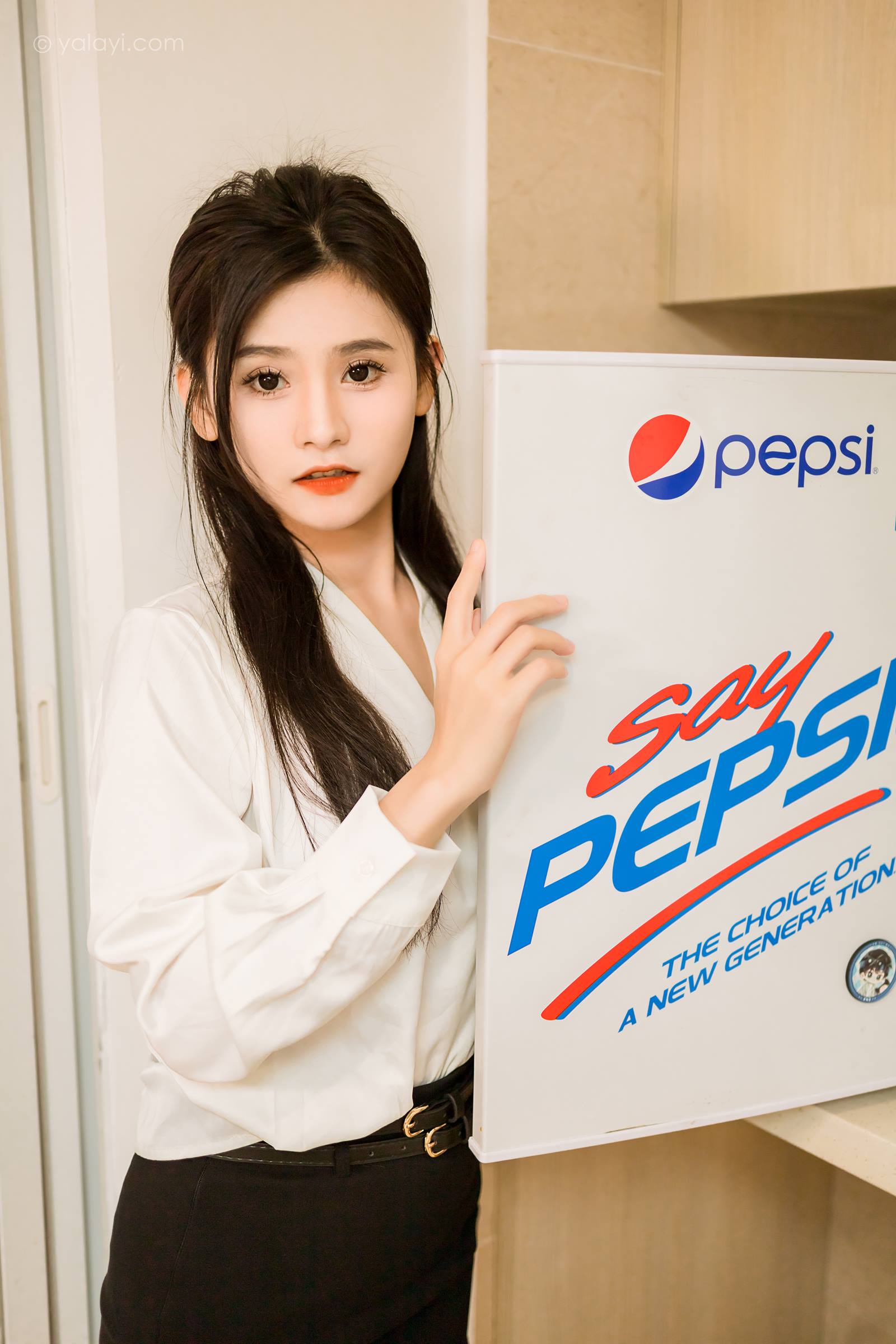 图片[45]-[YALAYI雅拉伊]2023.10.23 NO.1076 白领下班了 若婷[45+1P] – 速更版-美库