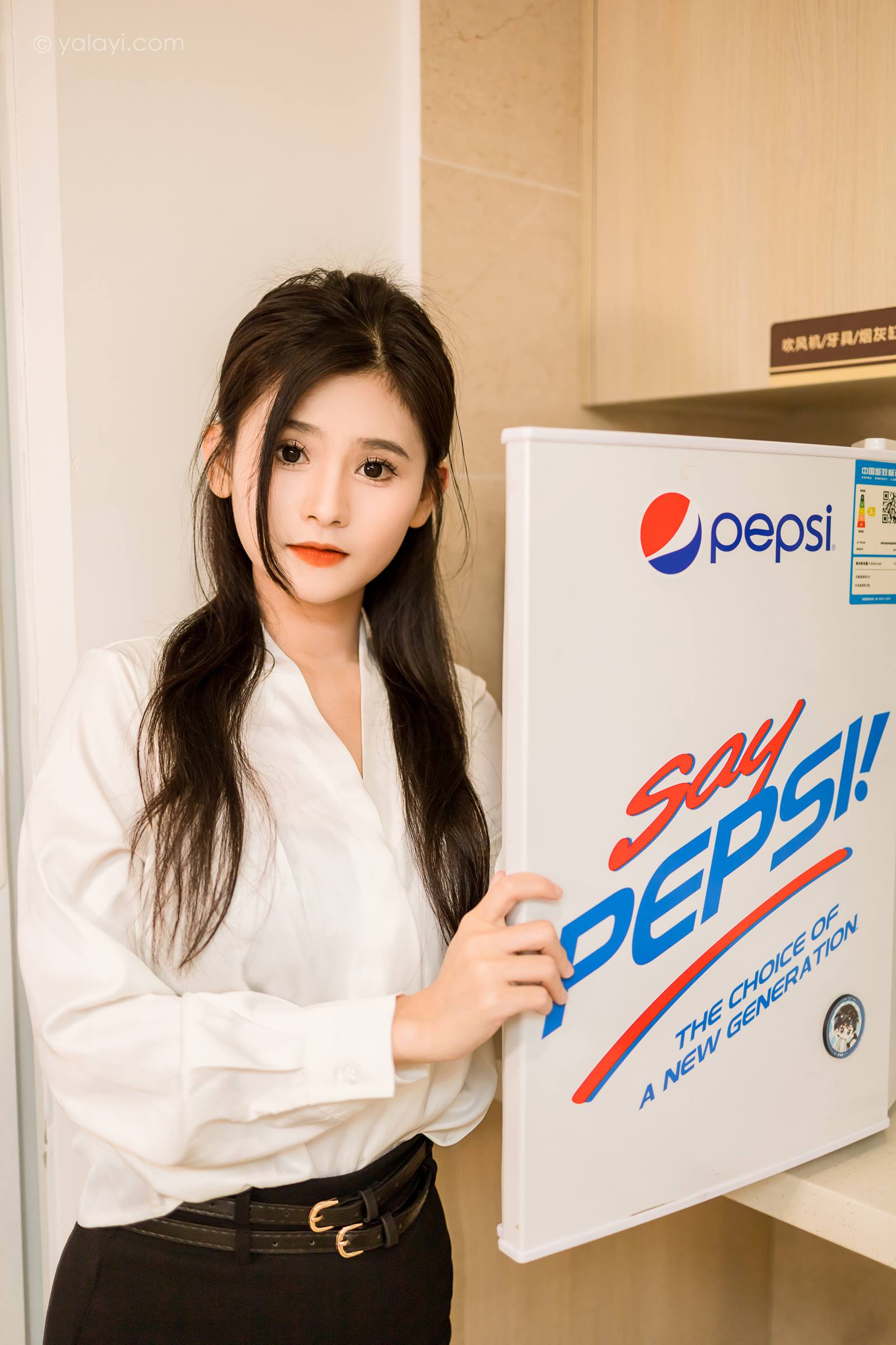 图片[46]-[YALAYI雅拉伊]2023.10.23 NO.1076 白领下班了 若婷[45+1P] – 速更版-美库