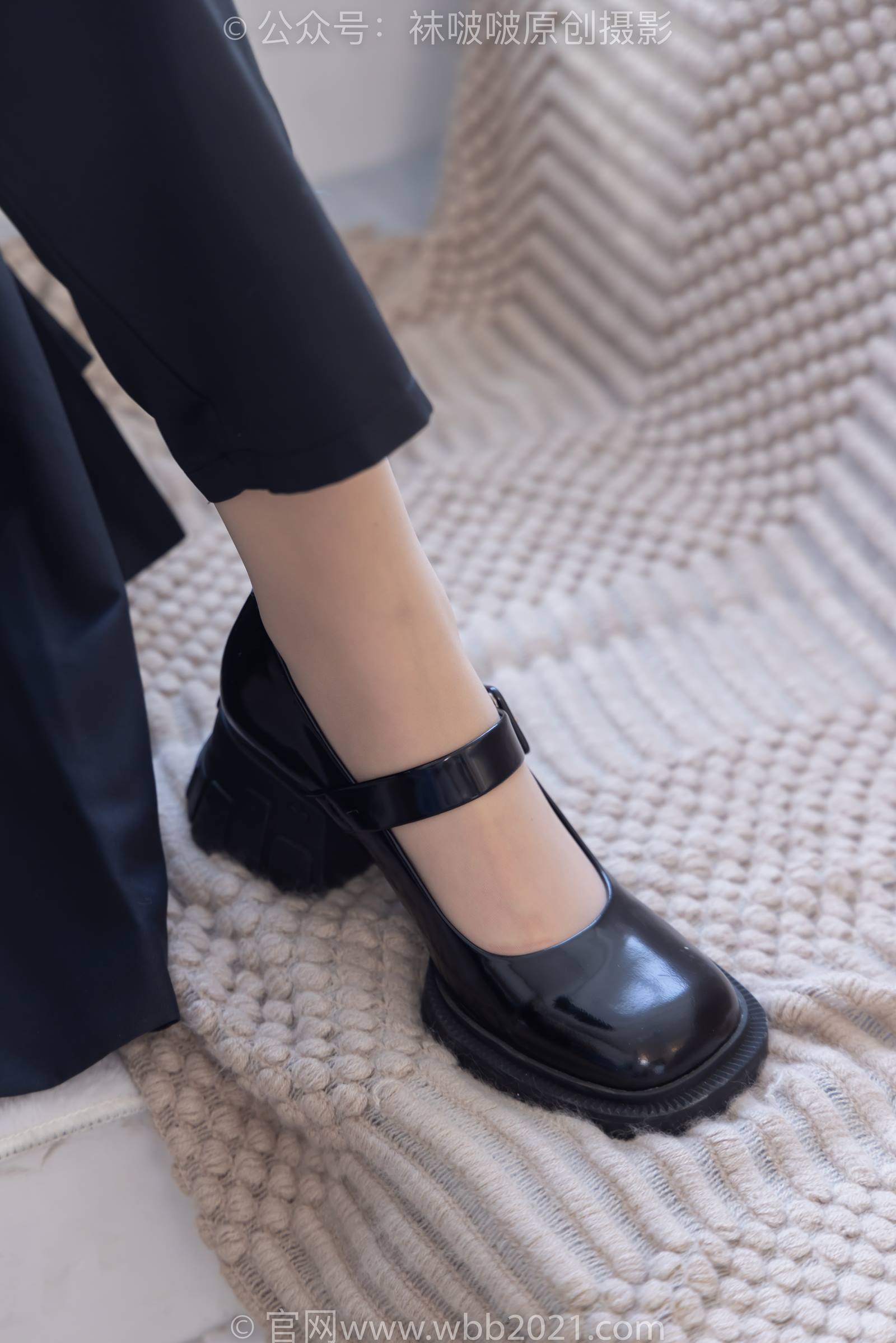 图片[70]-[BoBoSocks袜啵啵]NO.302 小甜豆稚予-三双皮鞋、板鞋、黑丝、两双肉丝、裤里丝[140P] – 速更版-美库