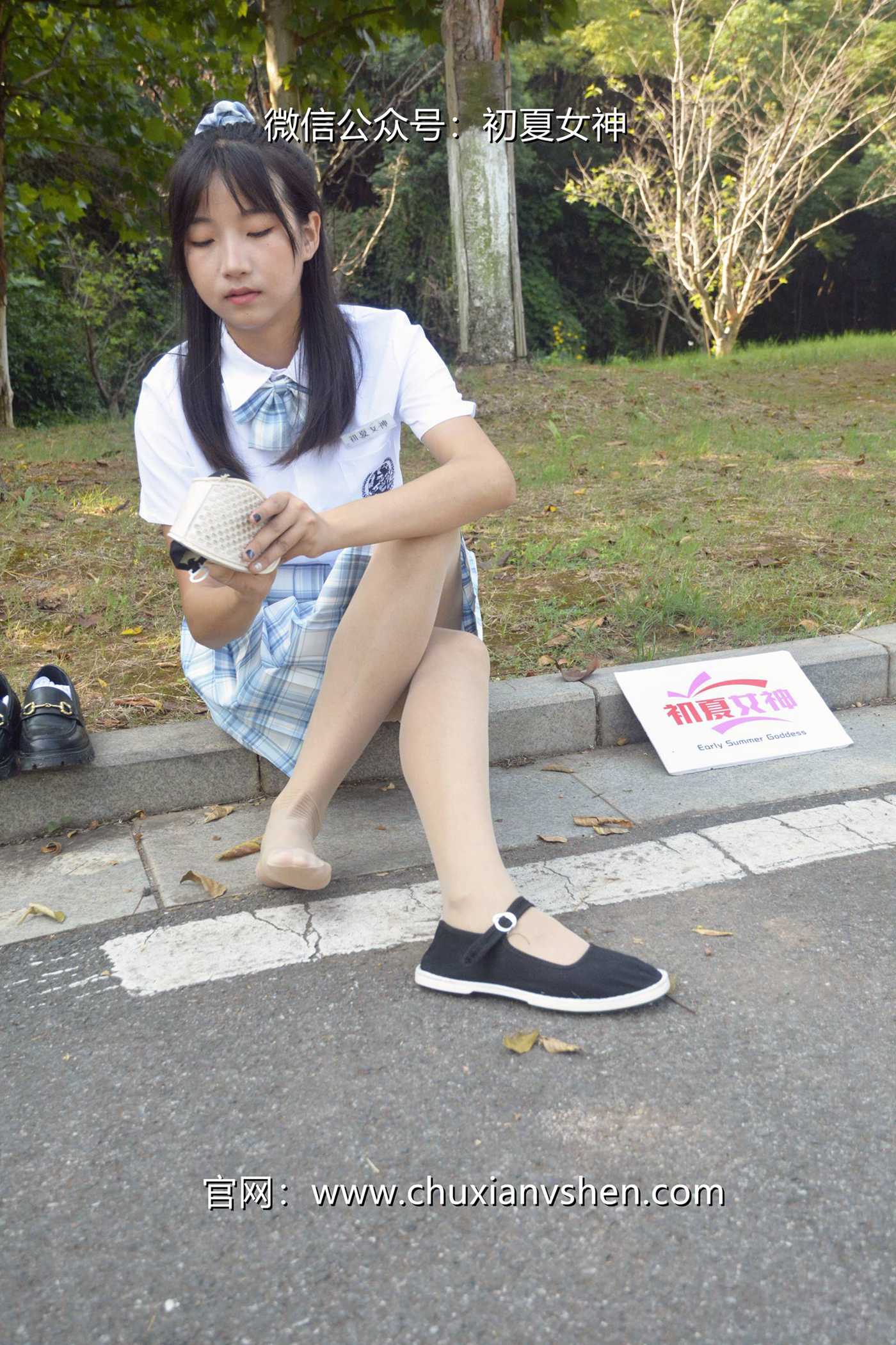 图片[135]-初夏女神 NO.081 点点 我的JK装[140P] – 速更版-美库