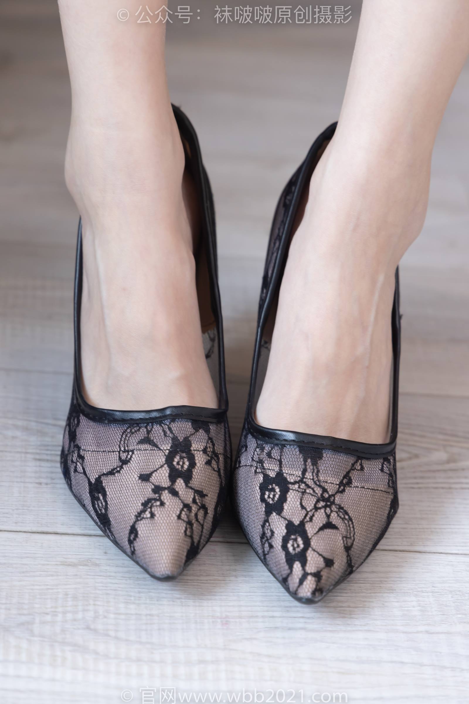 图片[26]-[BoBoSocks袜啵啵]NO.304 稚予-两双高跟鞋、肉丝、裸足[160P] – 速更版-美库