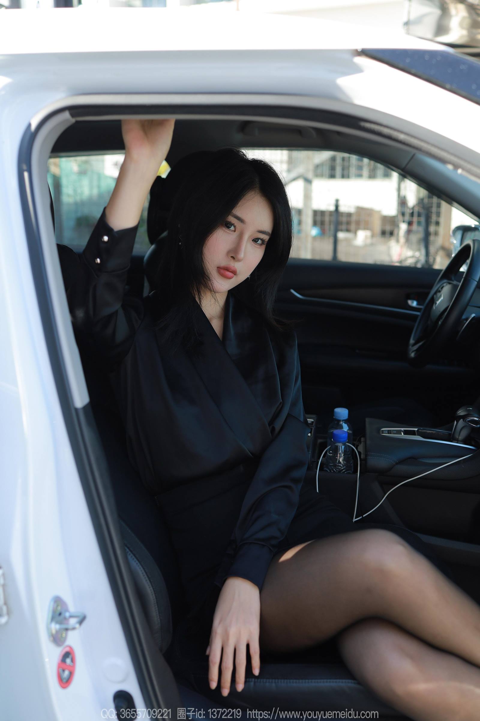 图片[28]-[IESS异思趣向] 2023.12.21 丝享家1617：小宝《有事车上说》[84P] – 速更版-美库