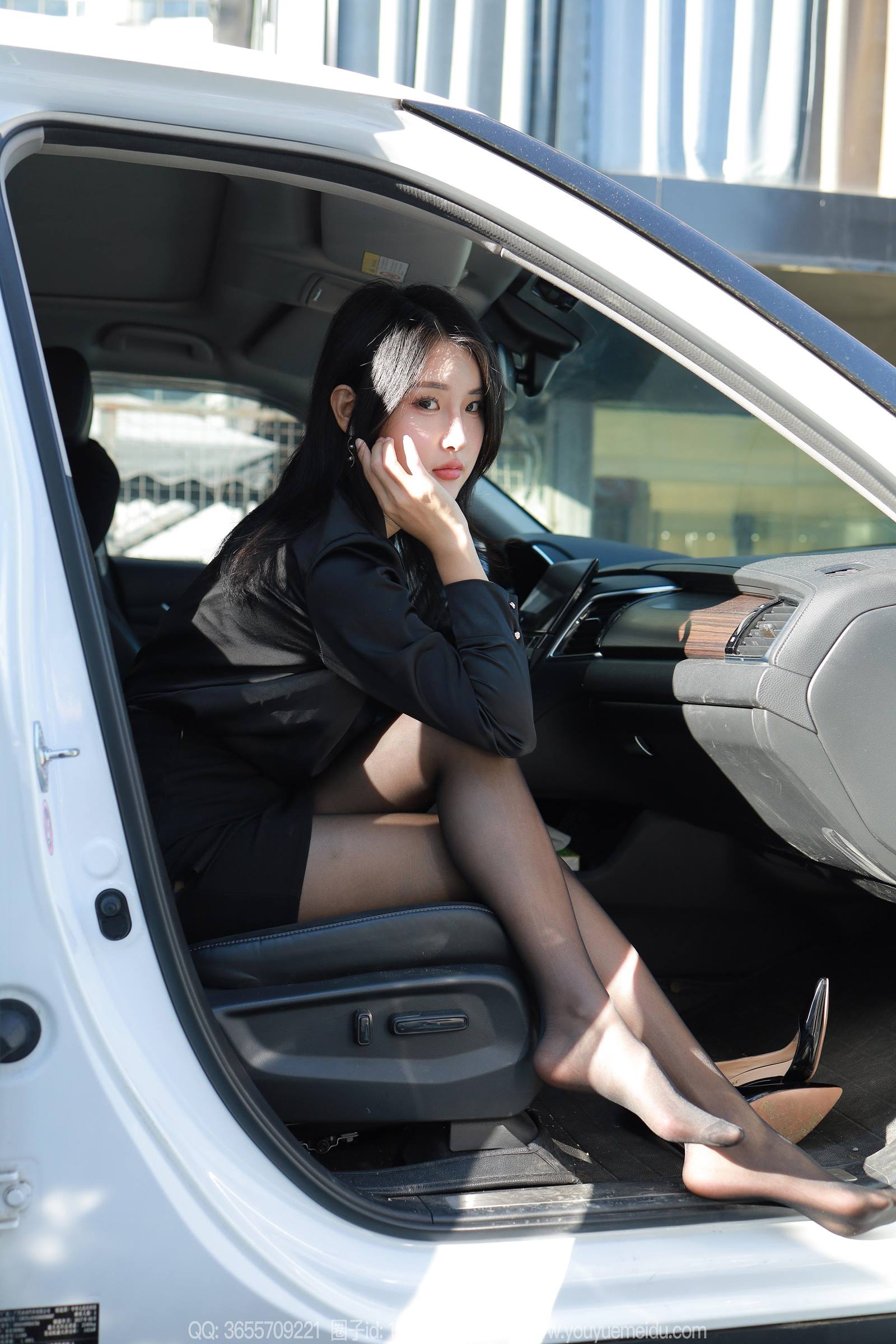 图片[46]-[IESS异思趣向] 2023.12.21 丝享家1617：小宝《有事车上说》[84P] – 速更版-美库