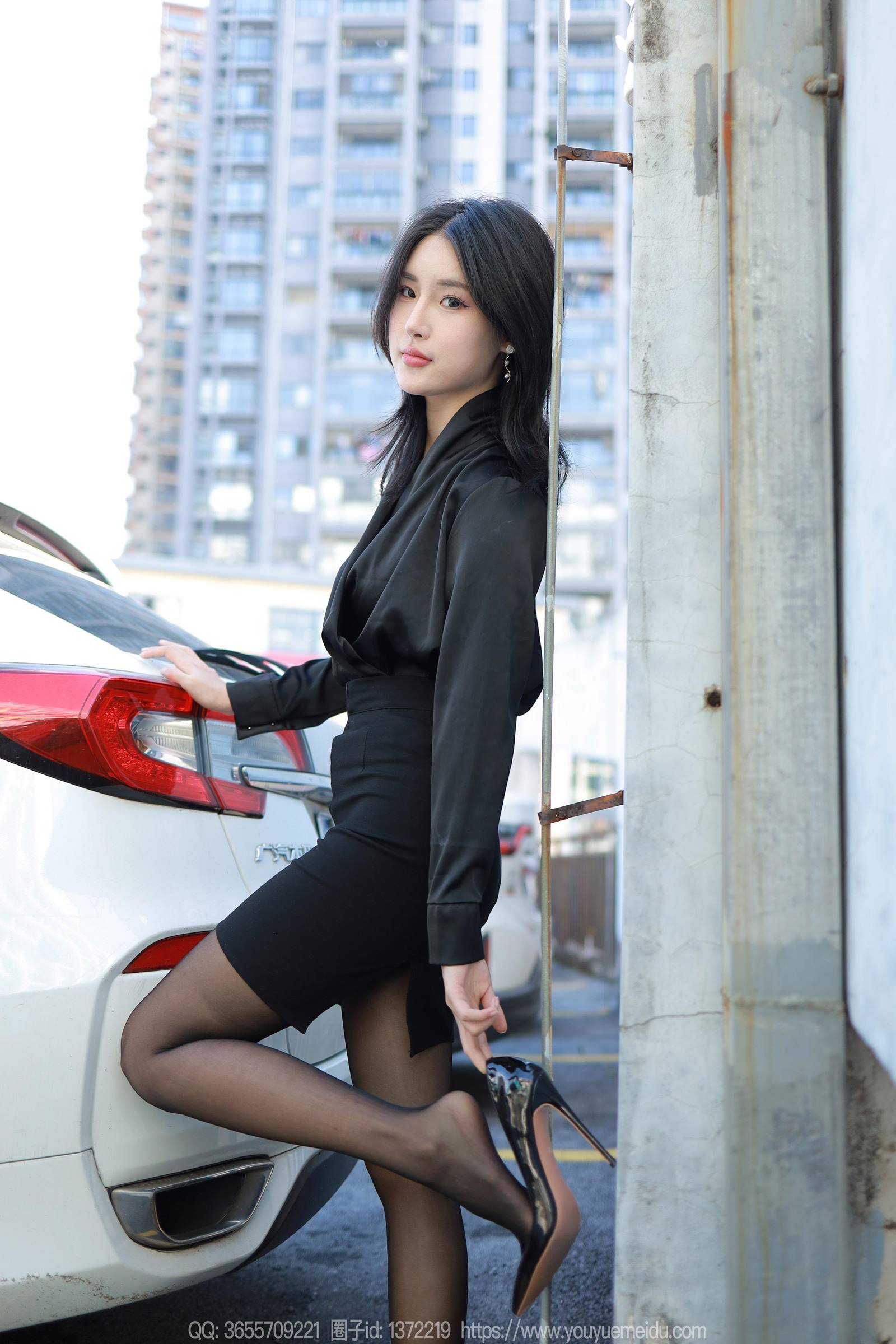 图片[75]-[IESS异思趣向] 2023.12.21 丝享家1617：小宝《有事车上说》[84P] – 速更版-美库