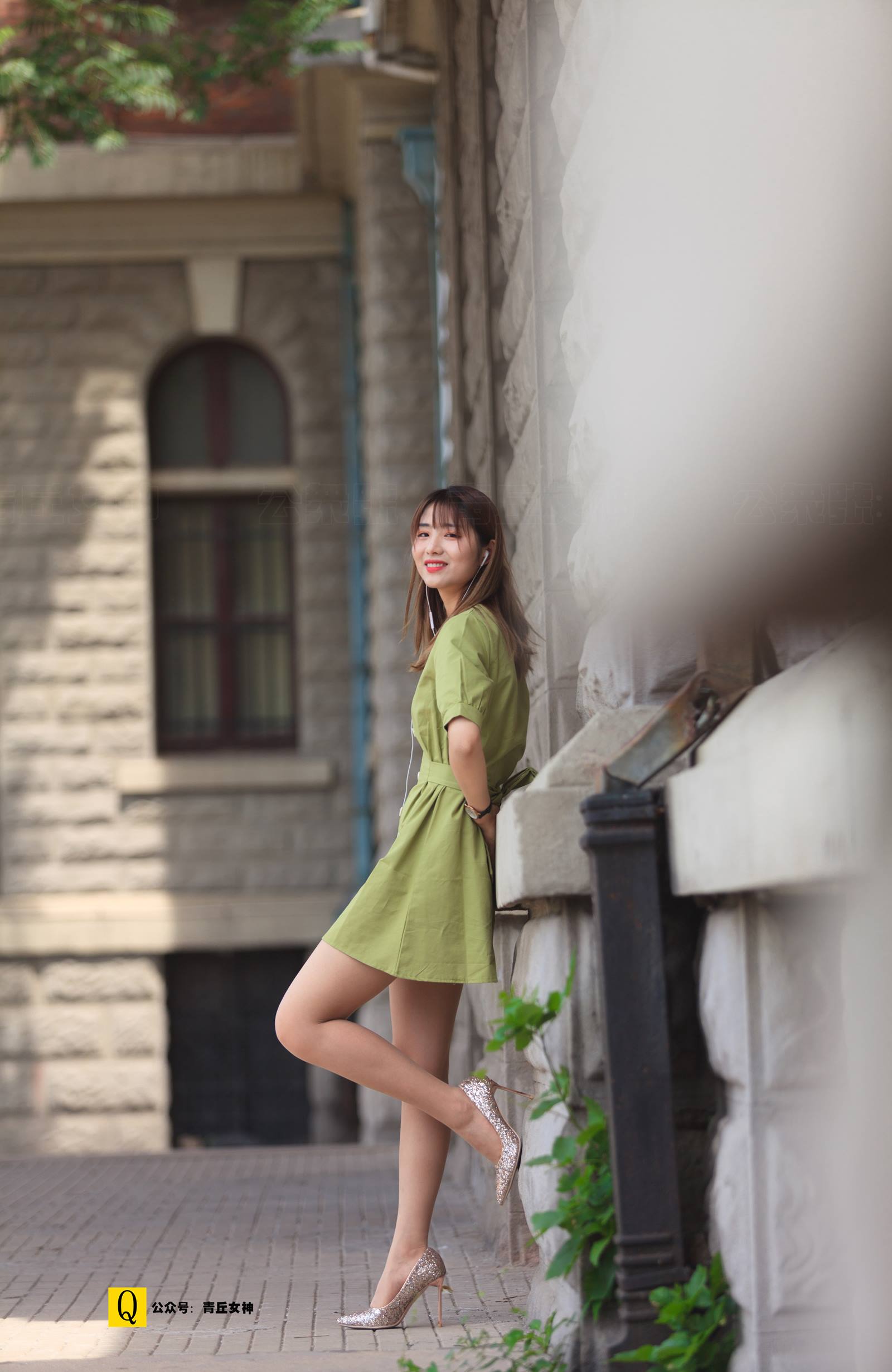 图片[42]-[青丘女神] 2019.07.16 NO.144 小诺 外院绿裙子 [114P] – 速更版-美库