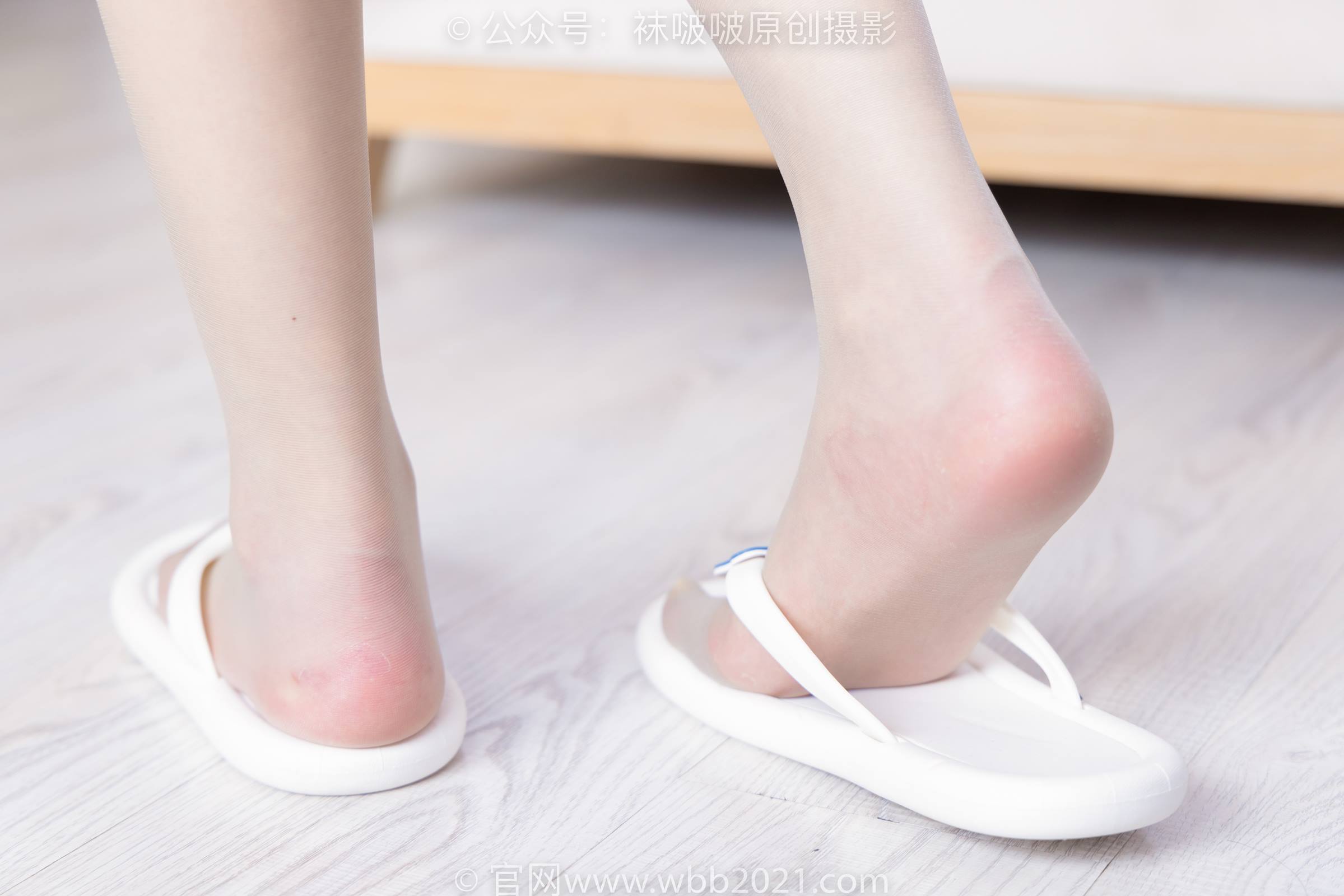 图片[131]-[BoBoSocks袜啵啵]NO.305 小甜豆-运动鞋、人字拖、袜套、油亮白丝[140P] – 速更版-美库