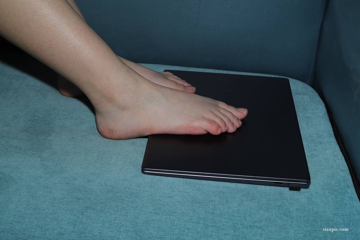 图片[109]-Pary摄影 NO.128 敏怡脱掉高跟展示美脚底[111P] – 速更版-美库