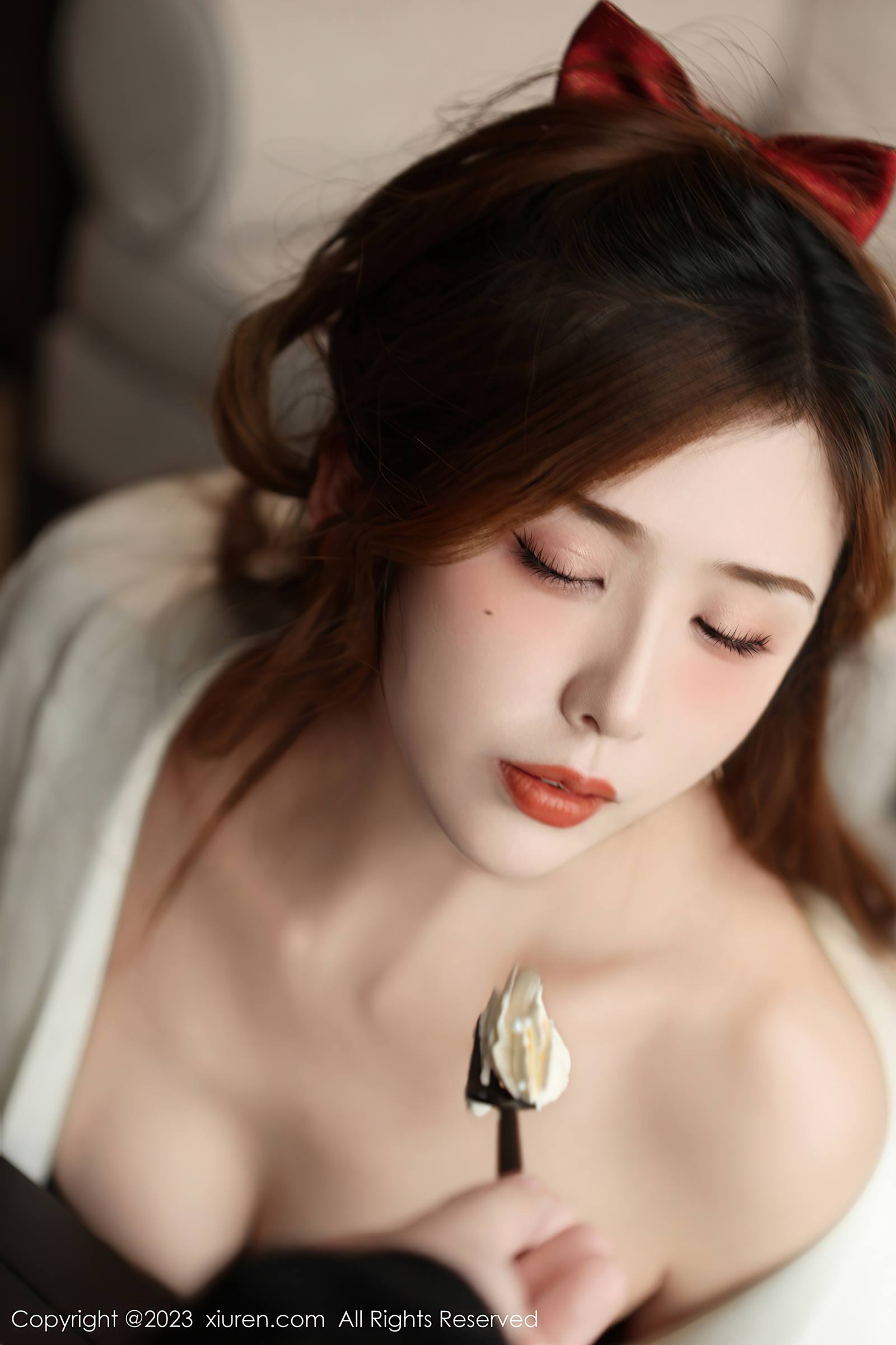 图片[15]-[Xiuren秀人网]2023.12.27 NO.7872 月野兔美妞 一起过个生日 [19+1P] – 速更版-美库