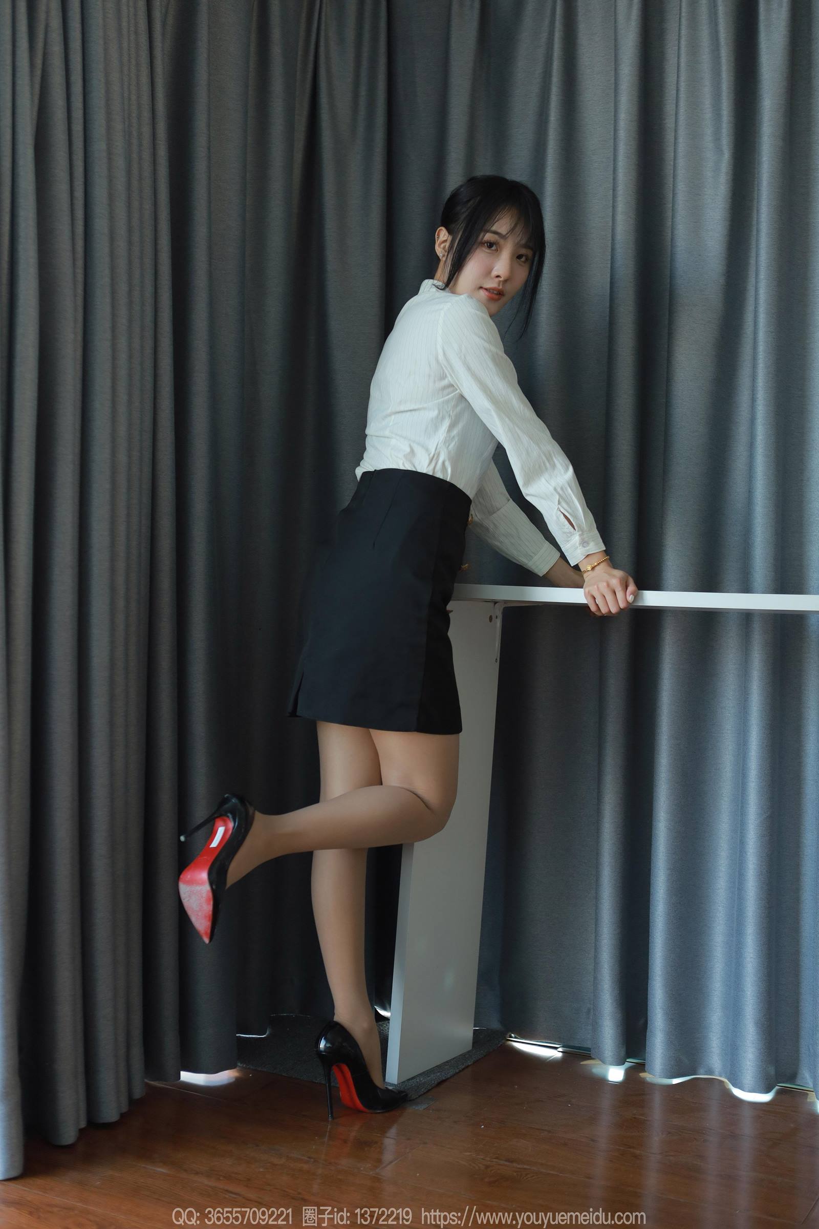 图片[81]-[IESS异思趣向] 2023.12.31 丝享家1625：婉萍《甜美小妹》[90P] – 速更版-美库