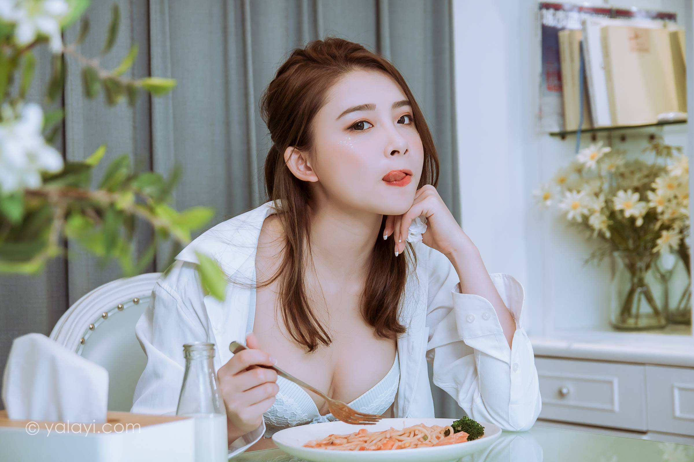 图片[35]-[YALAYI雅拉伊]2023.10.24 NO.1083 冷艳女神[47+1P] – 速更版-美库